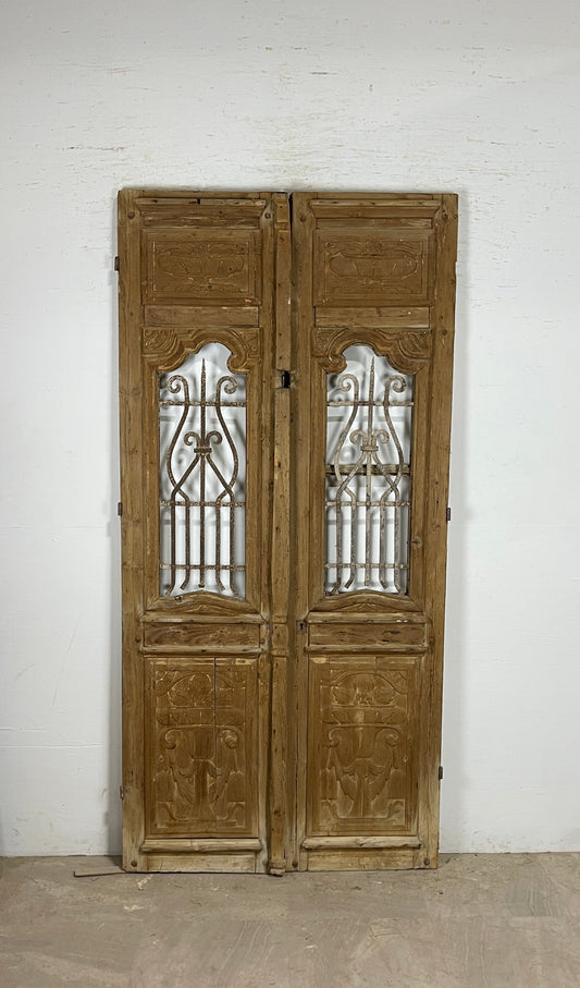 Antique French panel doors with Metal (91 x 44.5) P68