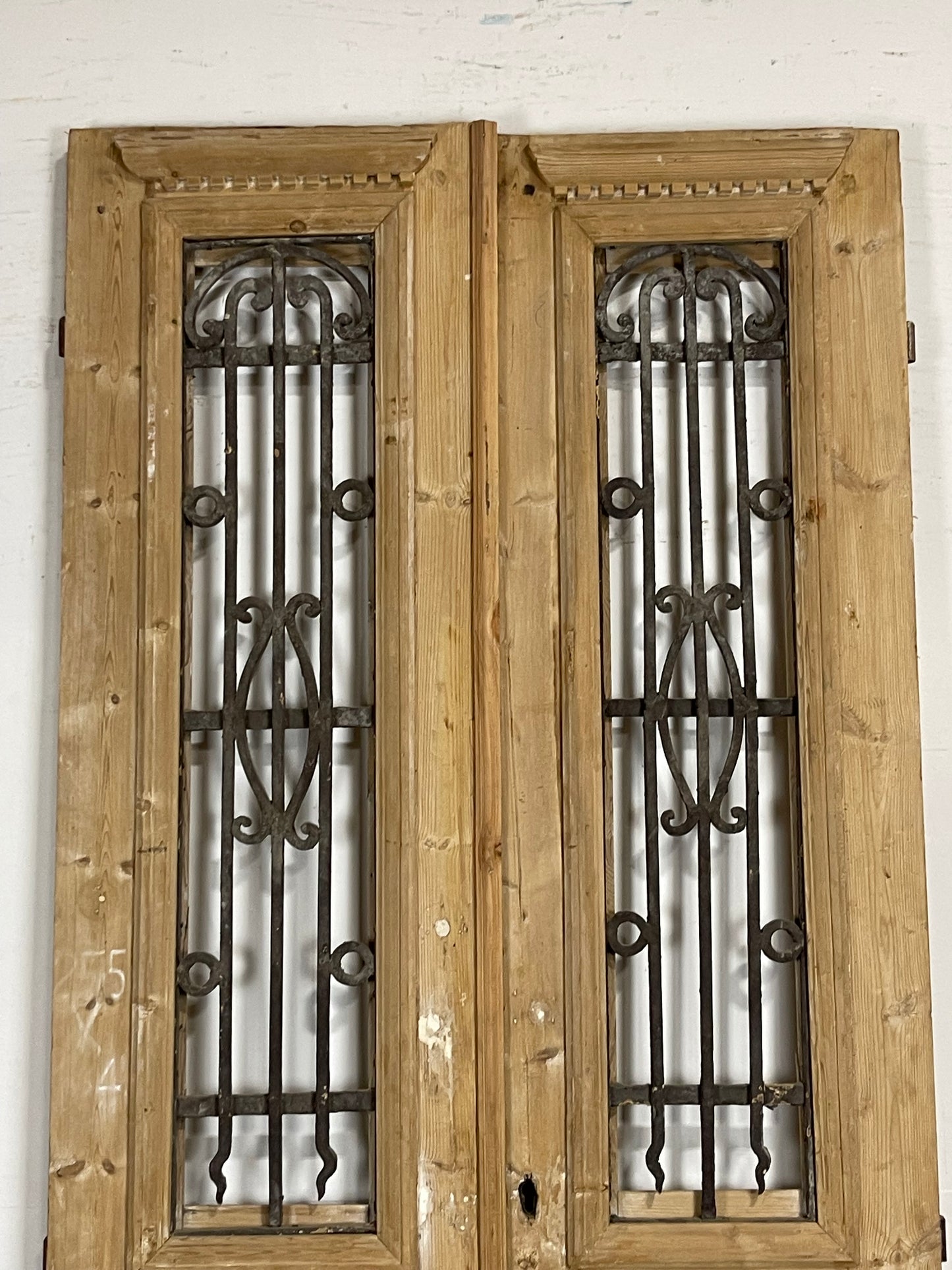 Antique French Panel Doors with Metal (99.5 x 40.5) M064