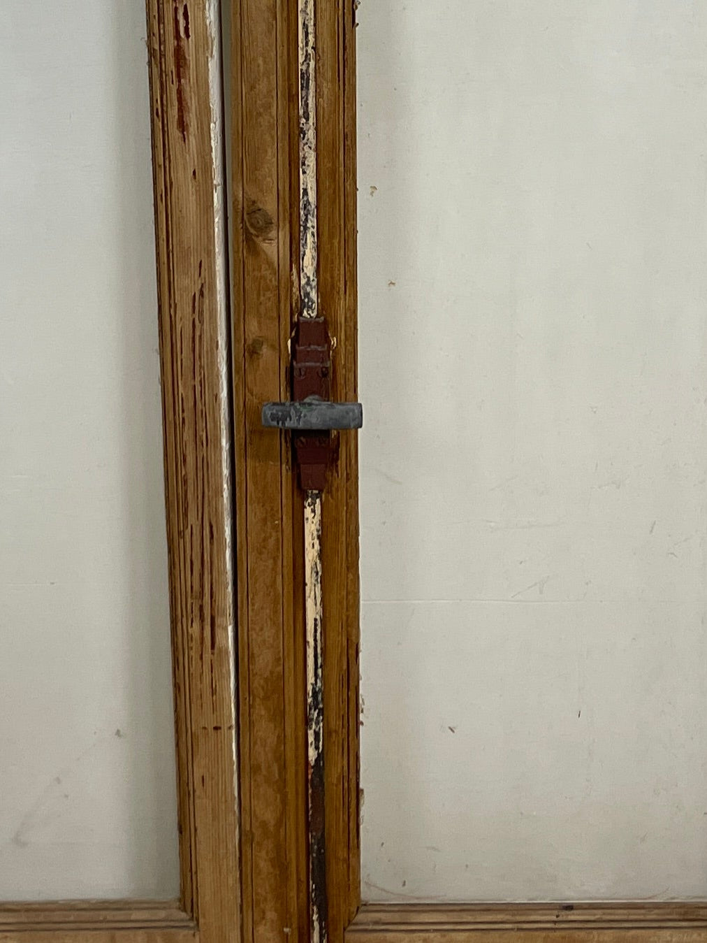 Antique French windows (62x40.25) O996