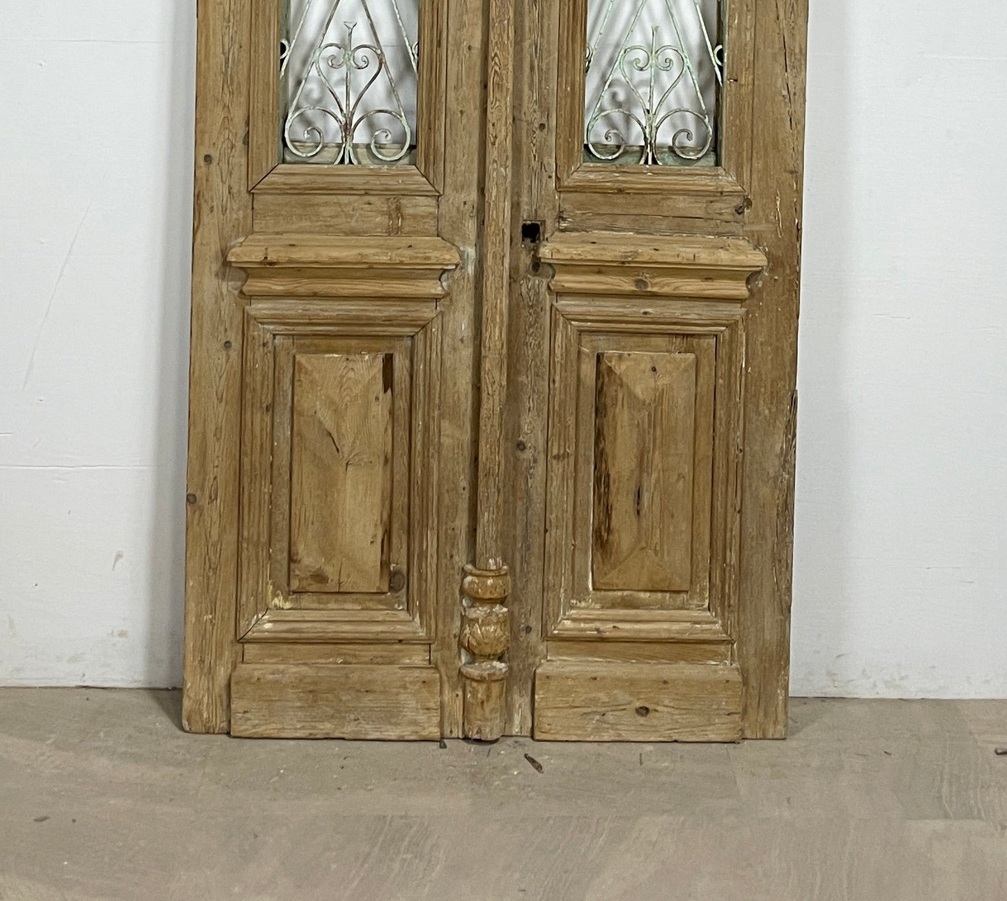 Antique French panel doors with Metal (96.5x43.5) P88