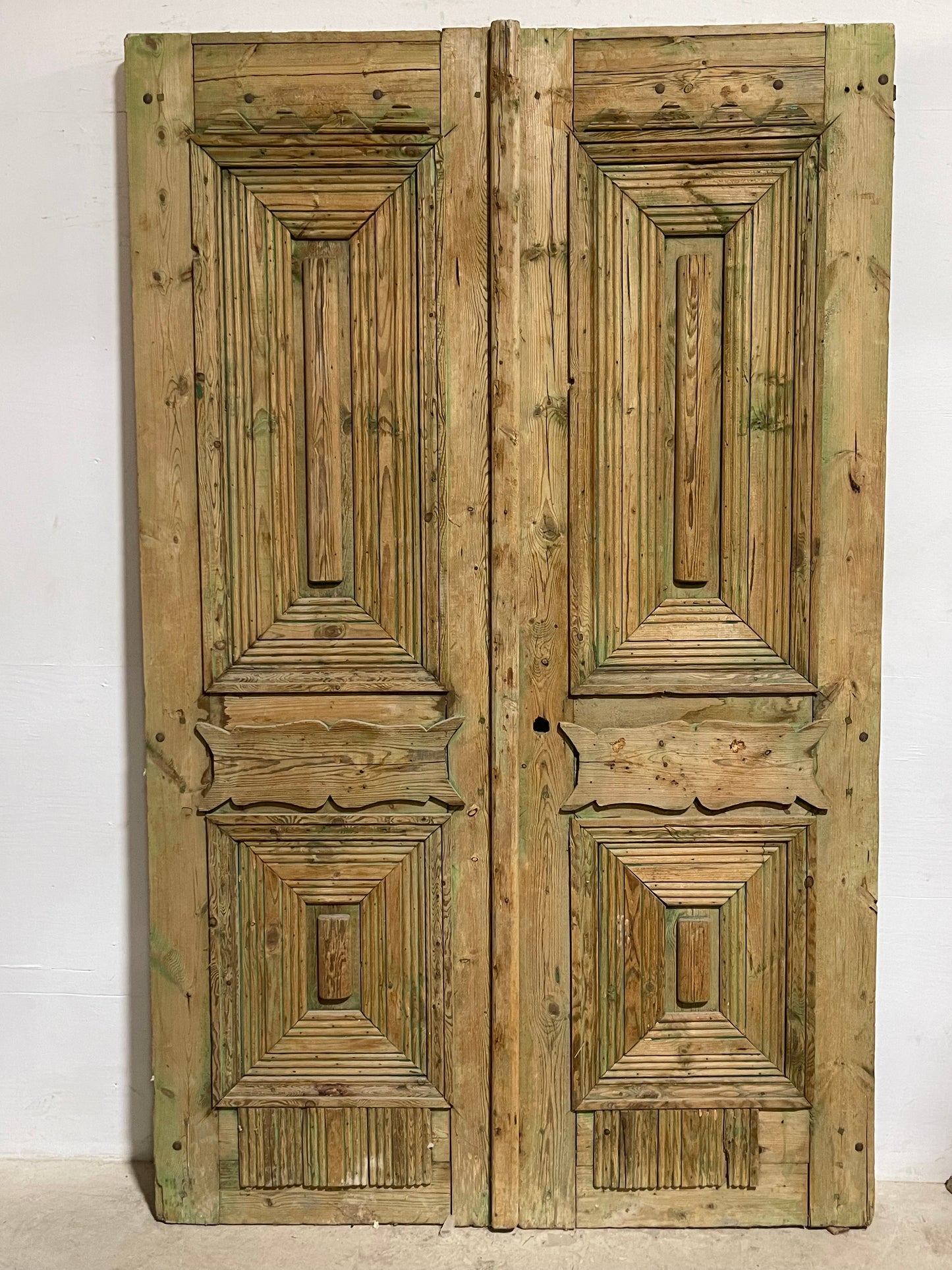 Antique  French Panel Door with Carving  (101x63) K001