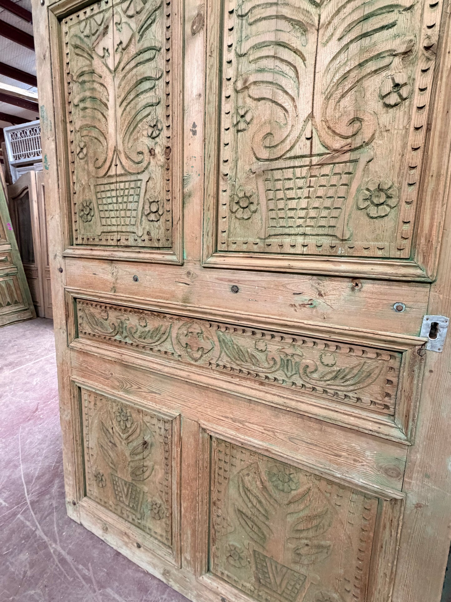 Antique French panel door with carvings (101x63) P132