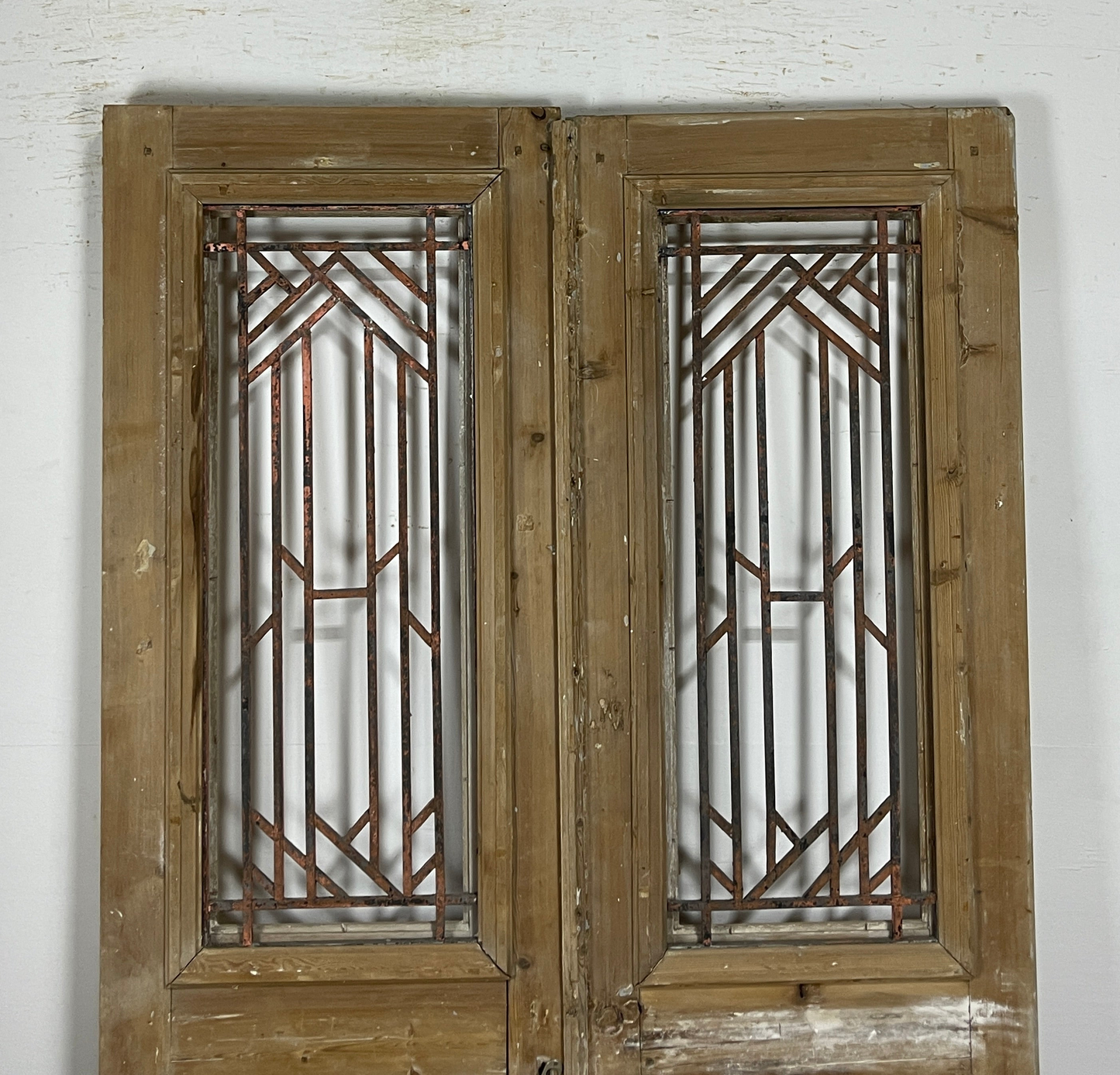Antique French panel doors with Metal (87 x 54) P62