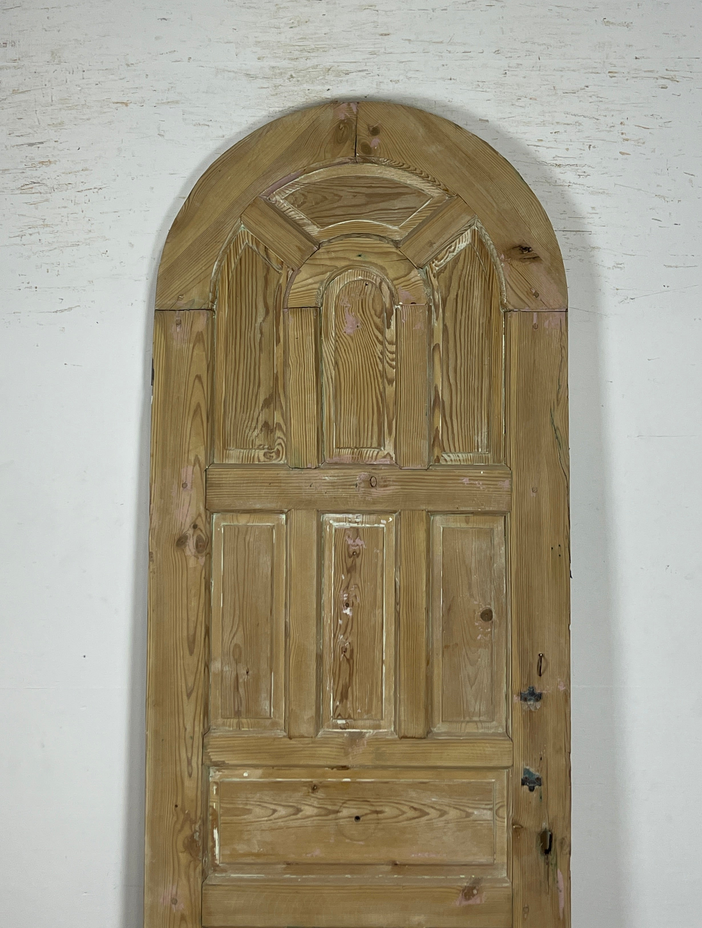 Antique French panel arched door with Carvings (93 x 31) P61