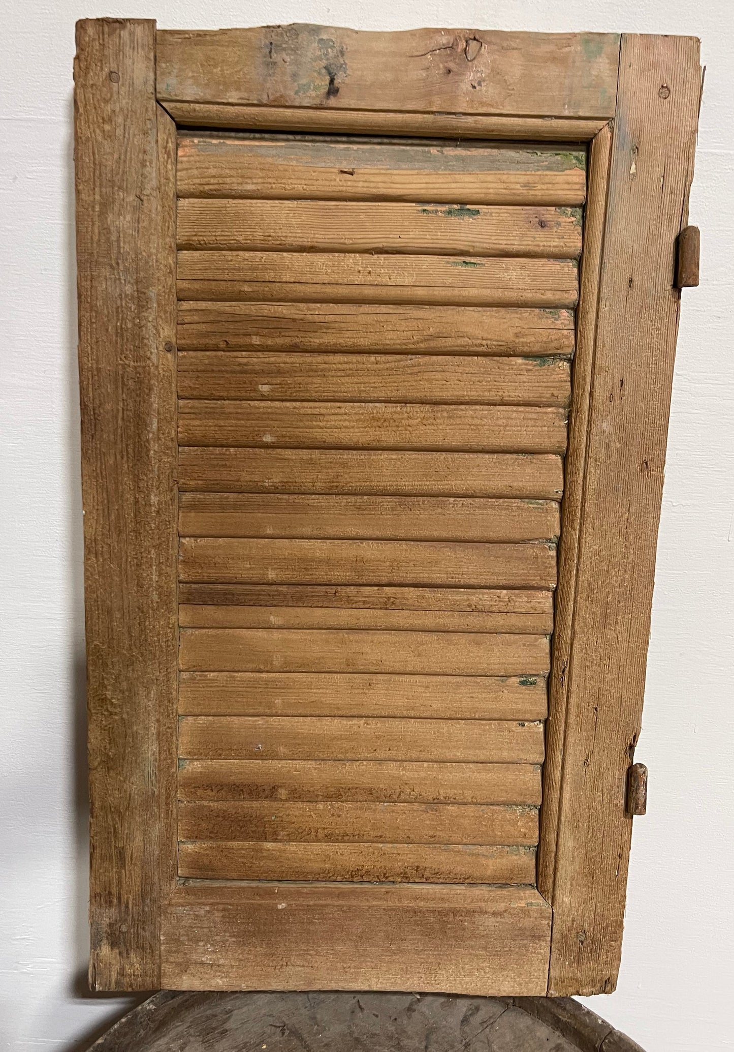 Antique French Shutters (28.25x17) J505