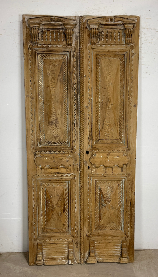 Antique French panel doors with Carvings (99 x 44) P23