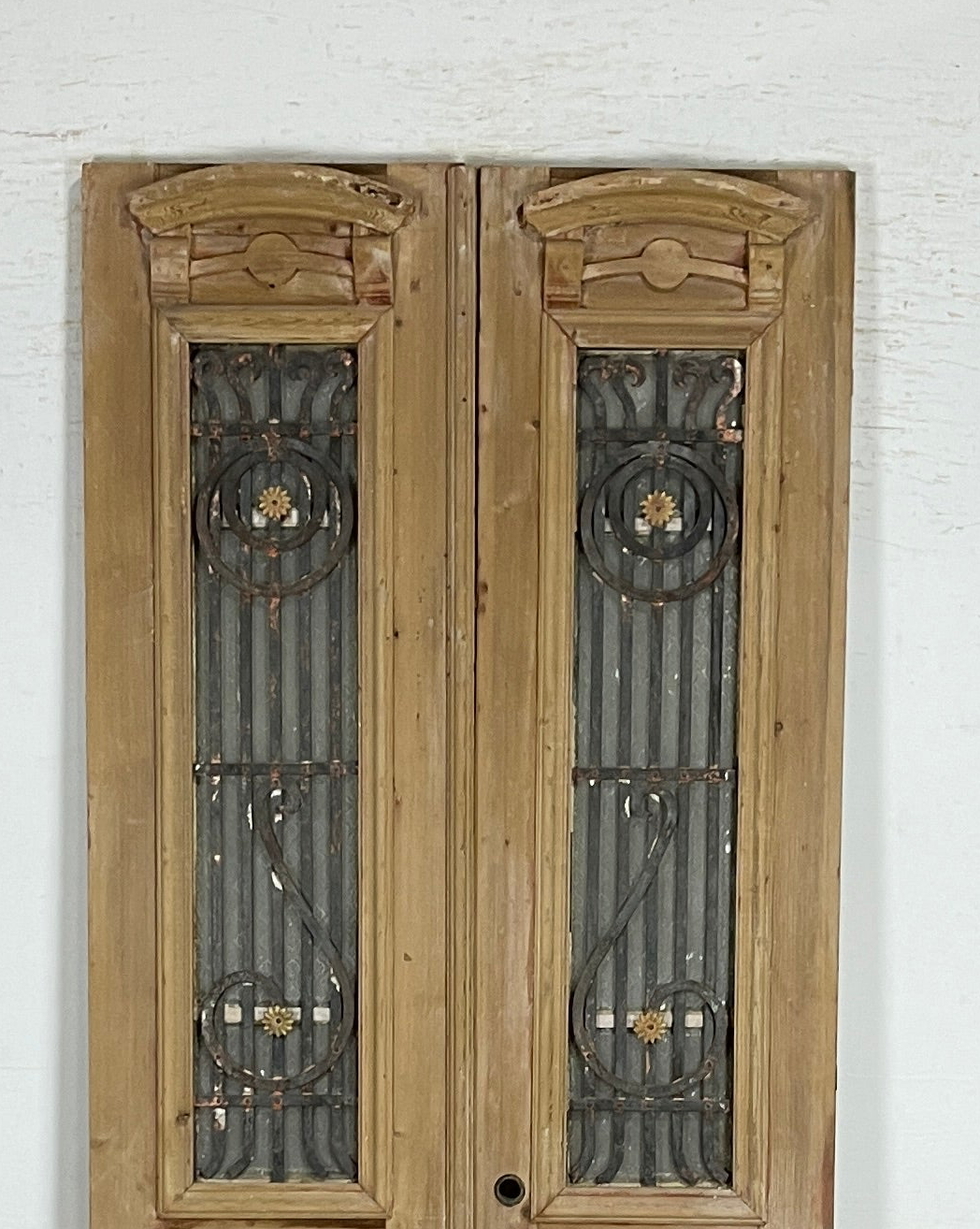 Antique French panel doors with Metal (95.5x40) P117