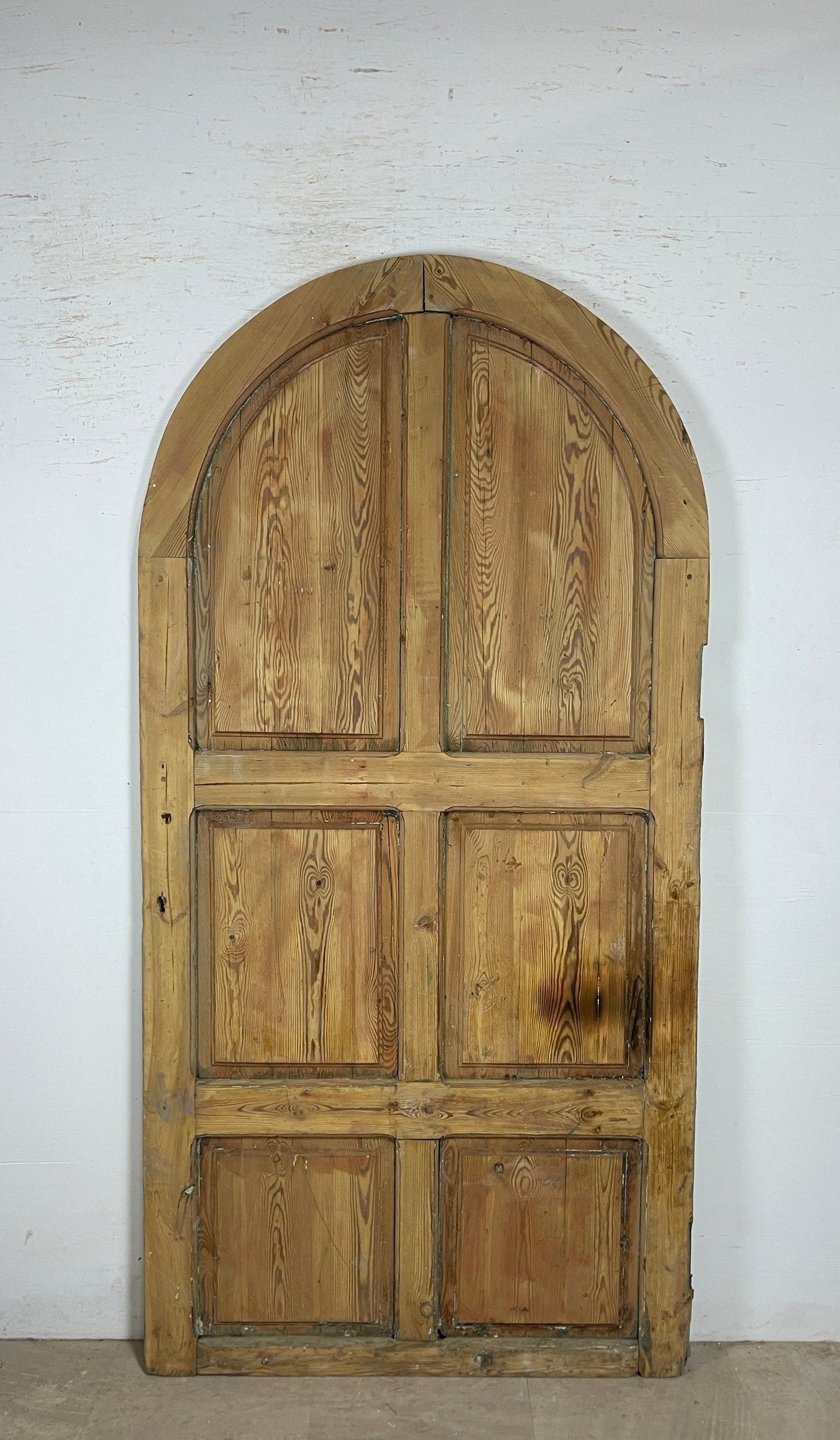 Antique French panel arched door with Carvings (93 x 46.5) P60