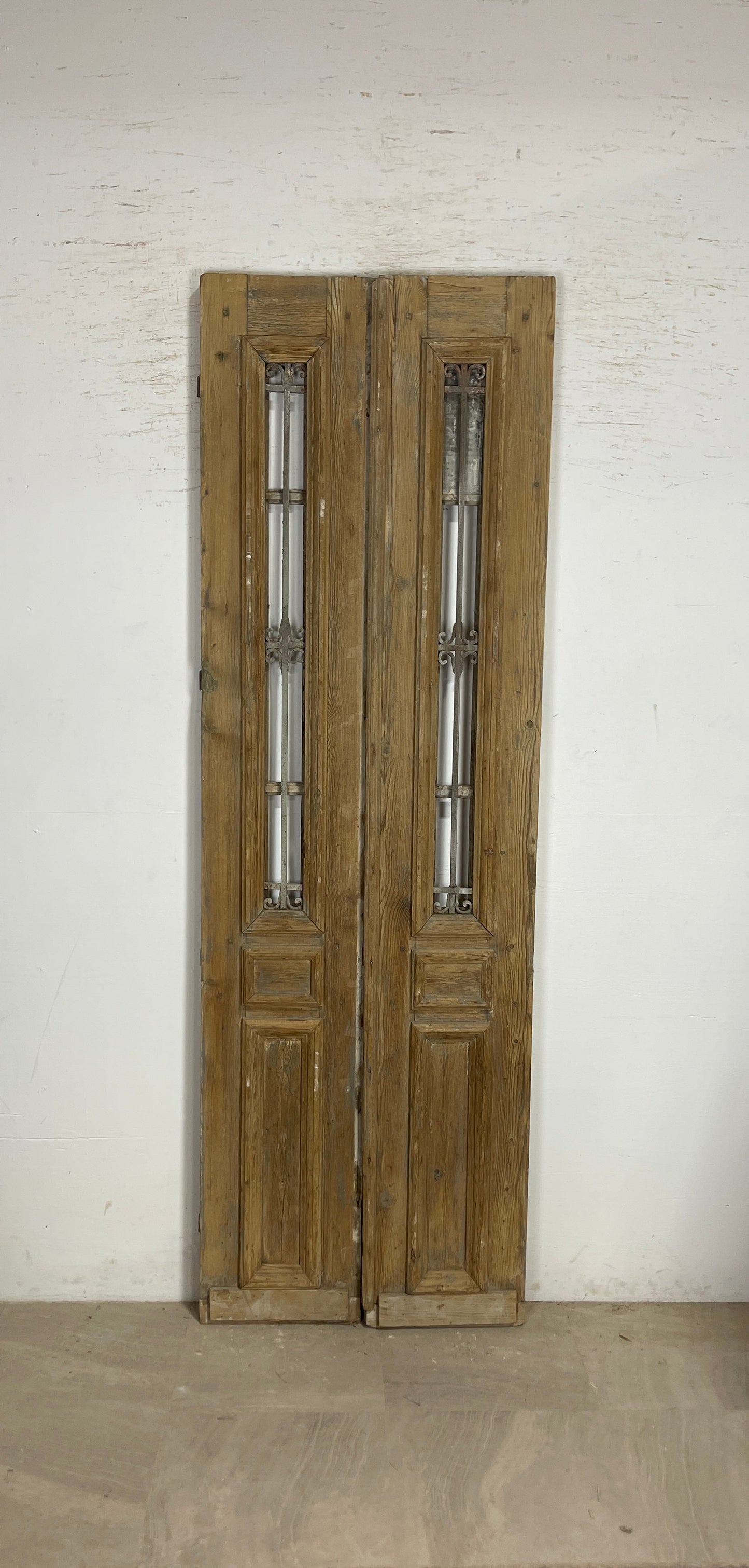 Antique French panel doors with Metal (94.25x30.5) P223 ( AI 2 OF 4)