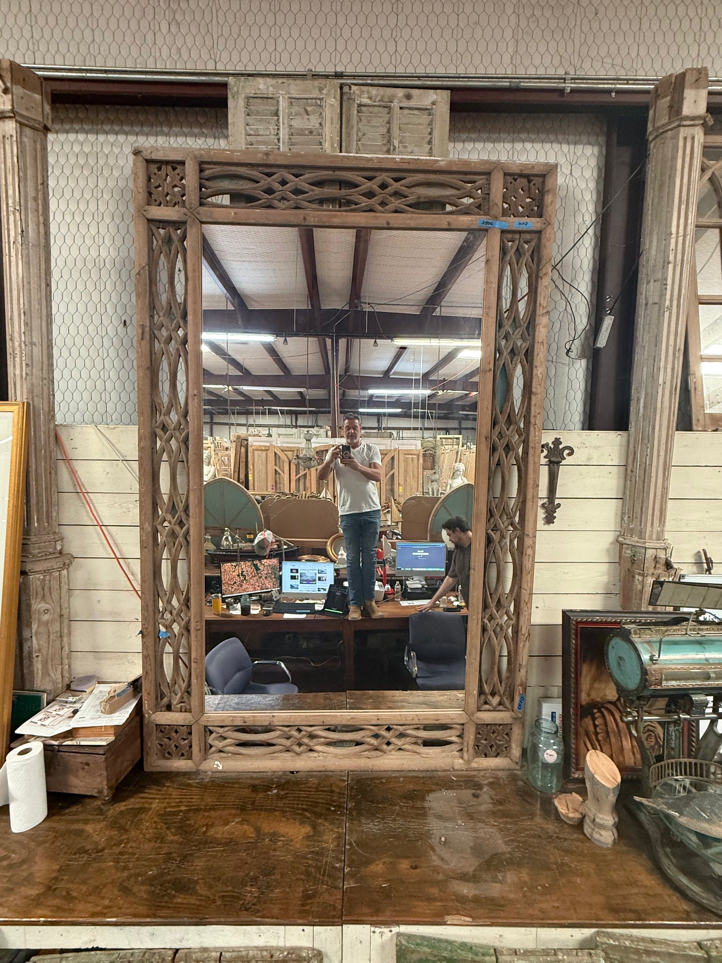 Large mirror (103x67)
