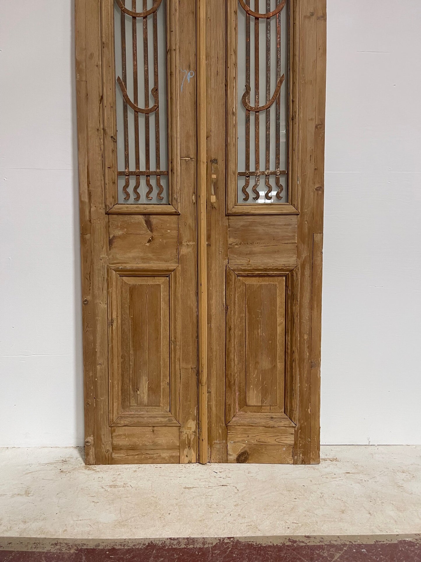 Antique French door with iron  (92x39) G0974s