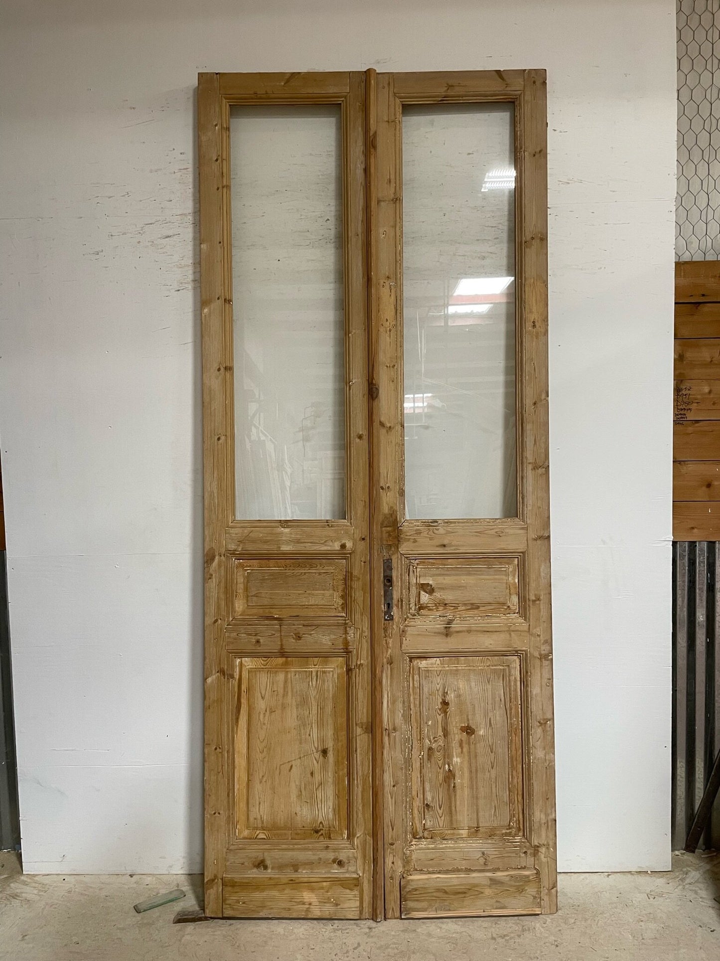Antique French door (113.25x47) with glass F0285