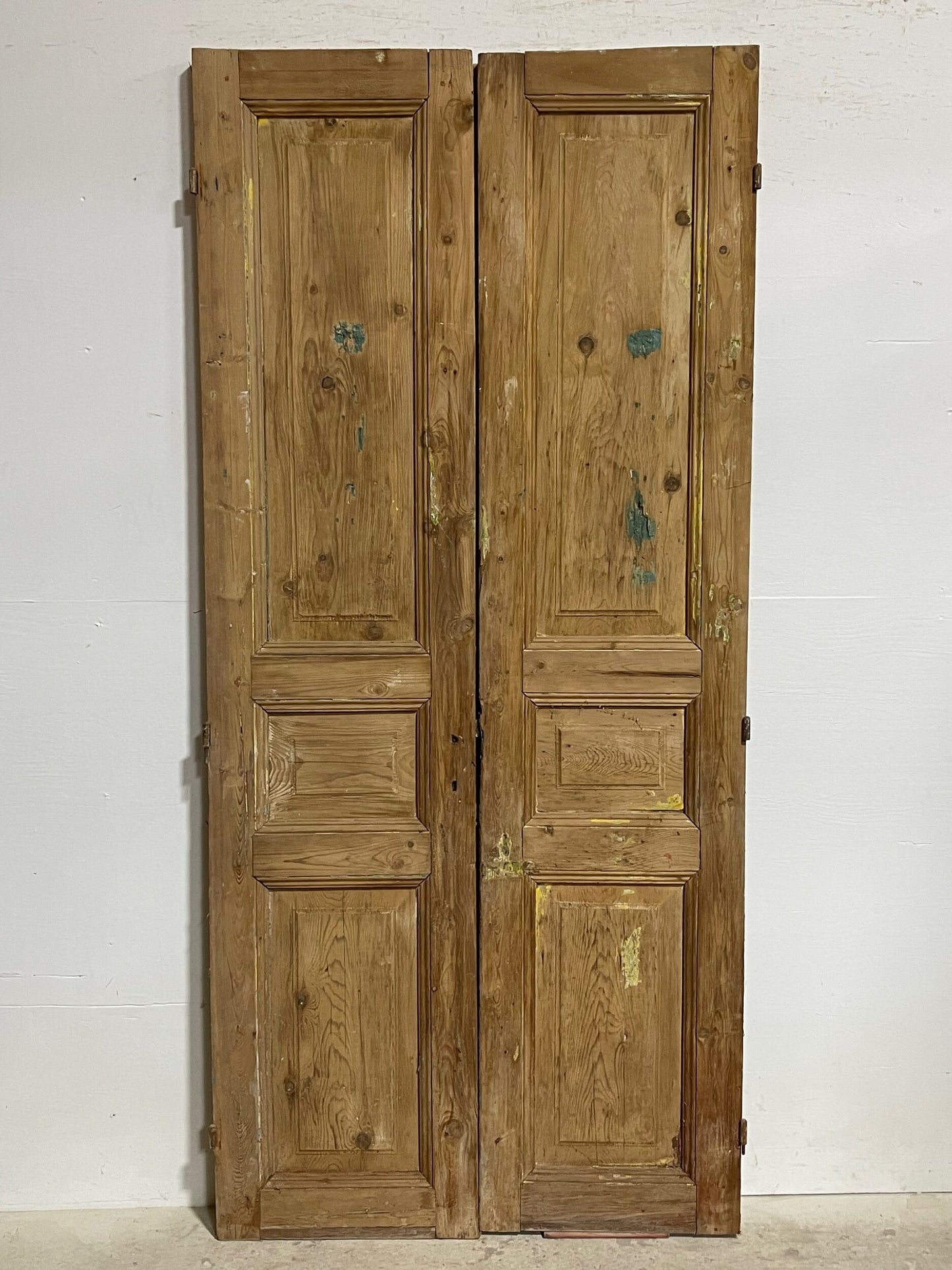 Antique french panel doors (87 x 39.75) I081