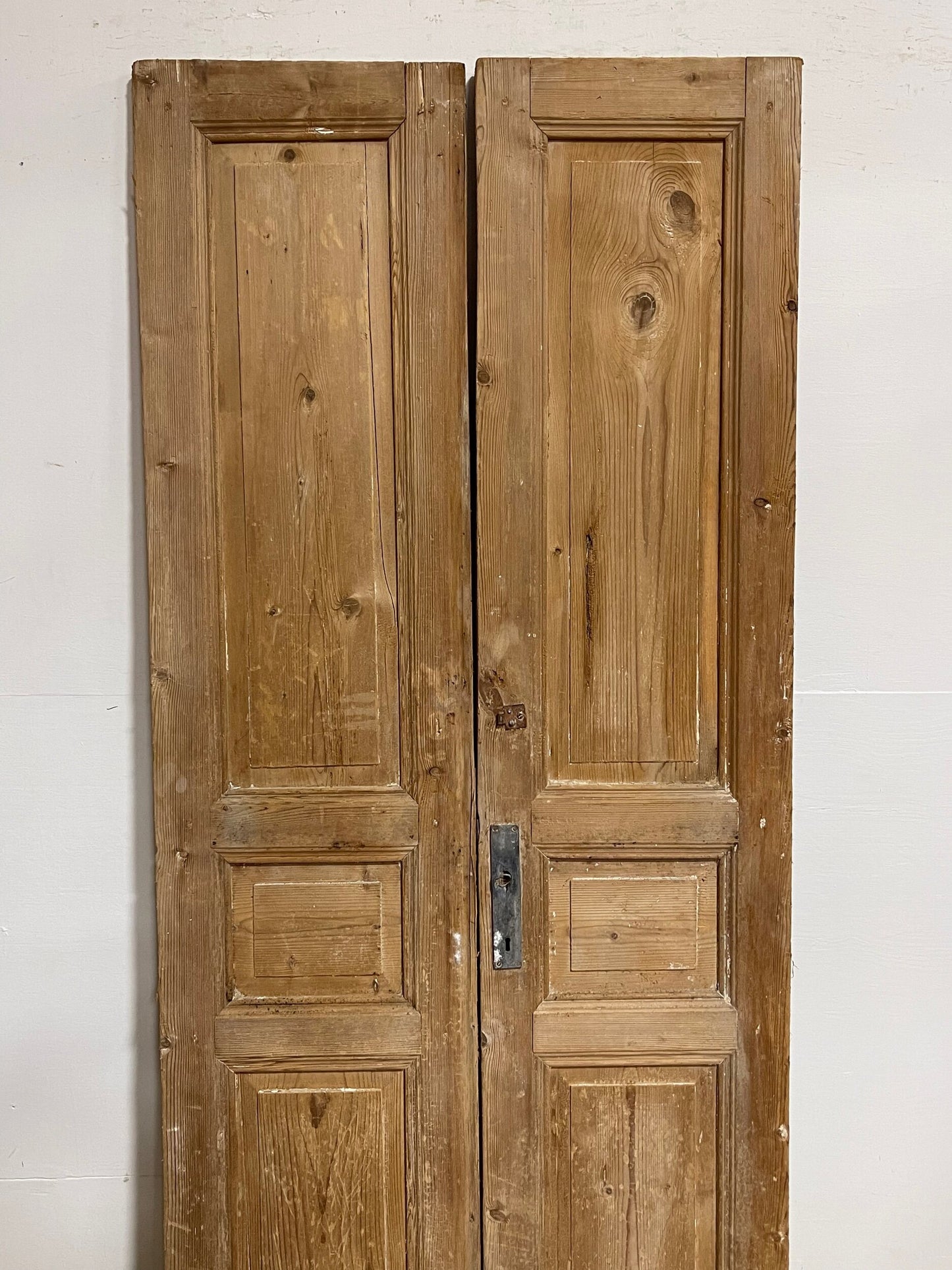 Antique French panel doors (84 x 37) I082