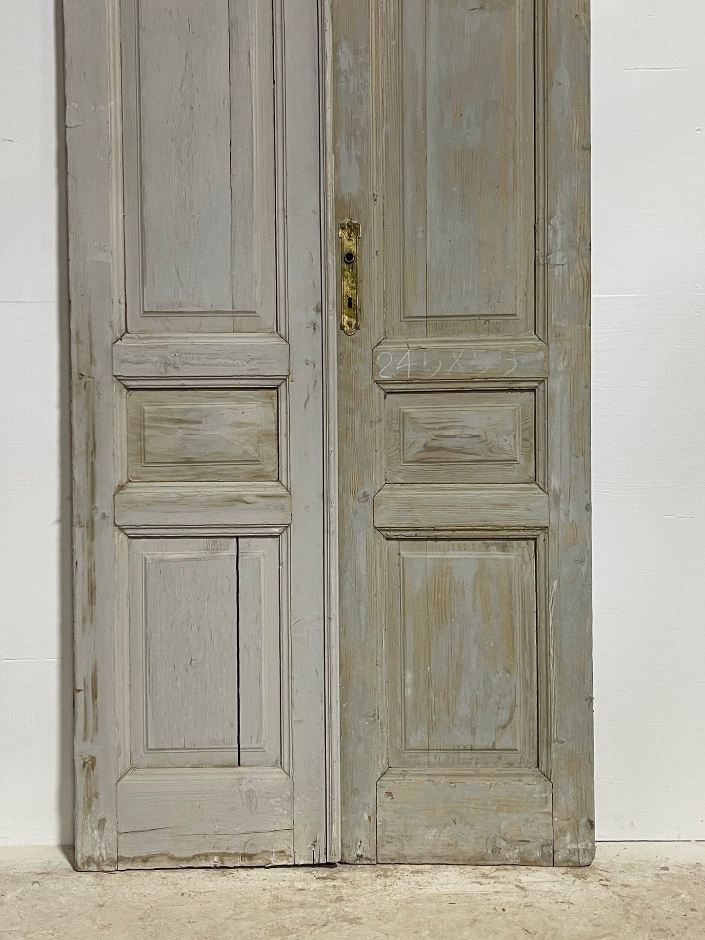 Antique French doors (96x43.75) H0126s