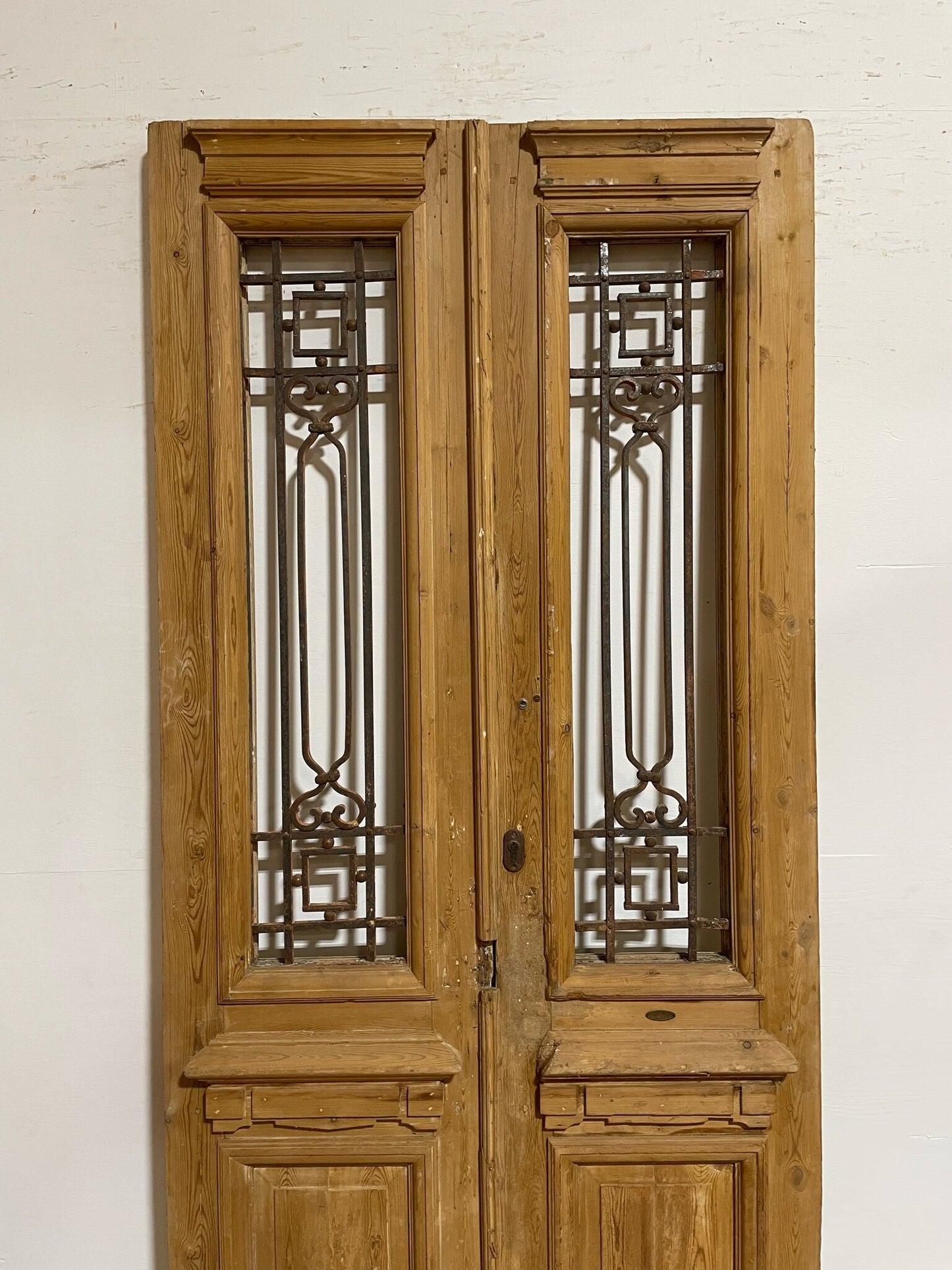 Antique French door (95x40) with metal E01