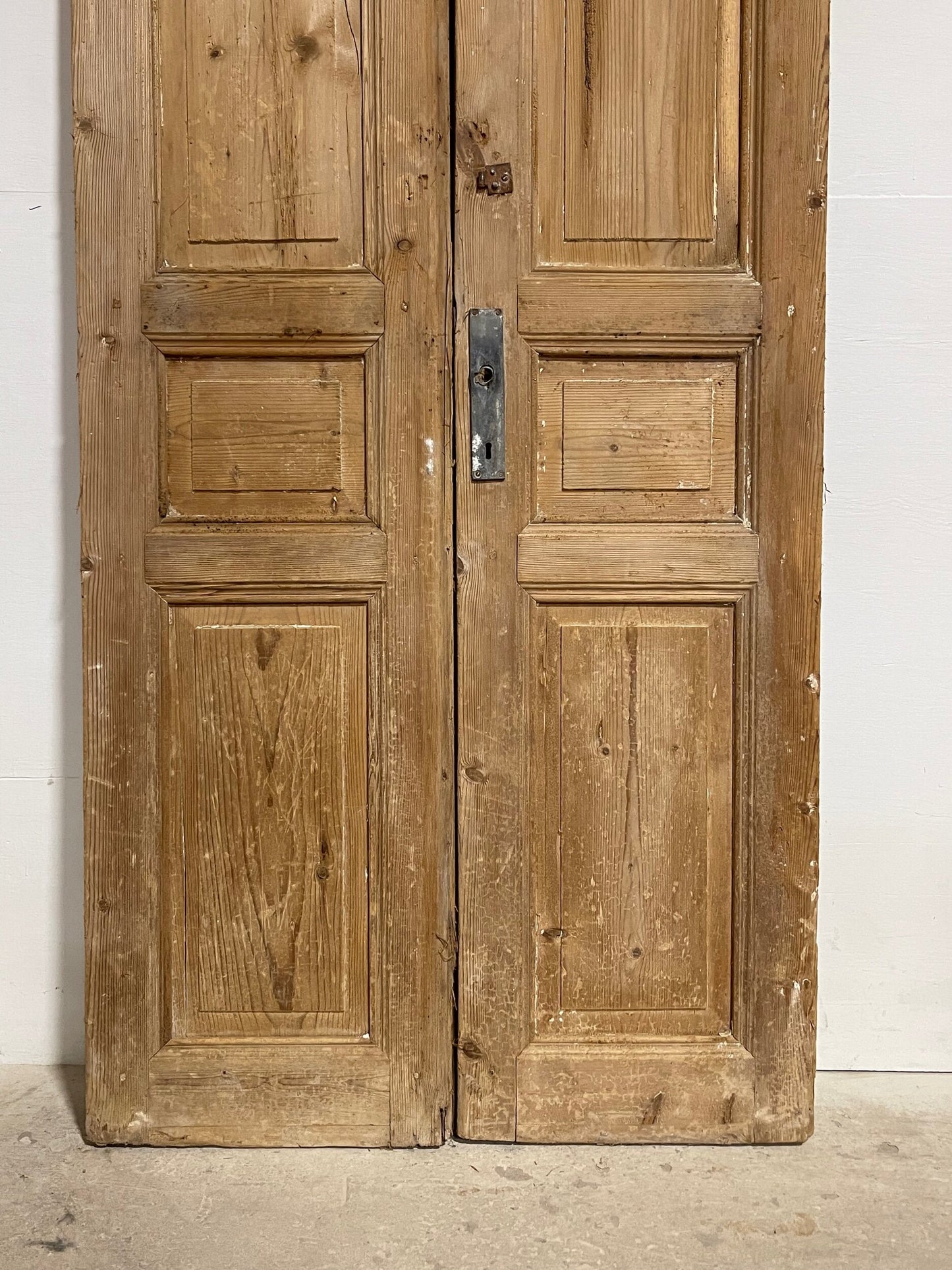 Antique French panel doors (84 x 37) I082