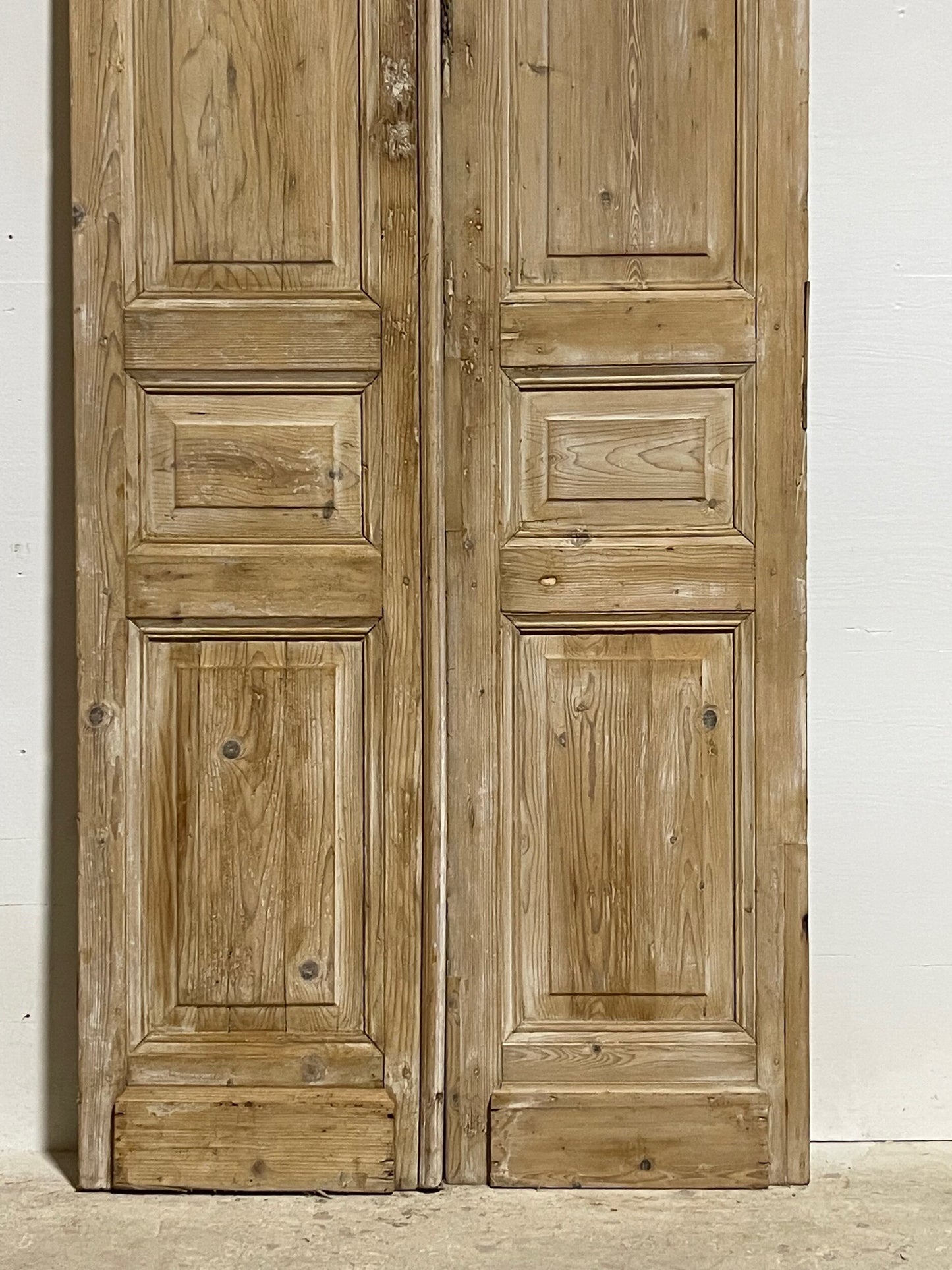 Antique French panel doors (93 x 38.5) I042