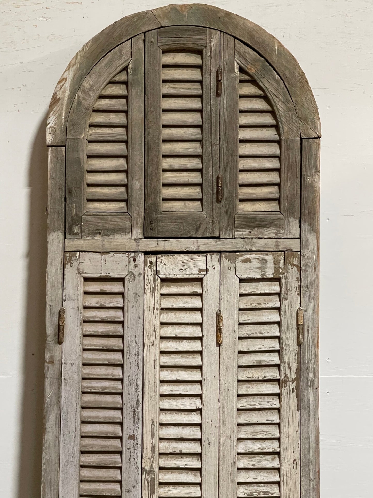 Antique French shutters (F 87x28) (S 84.5x24.25) I240