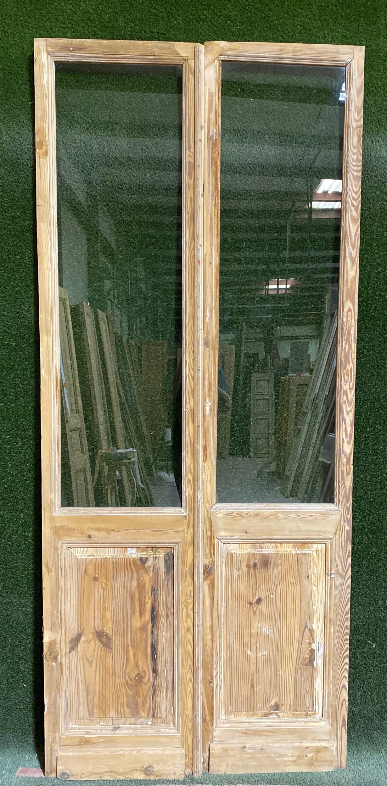 Antique French door (100.75x43) with glass D139