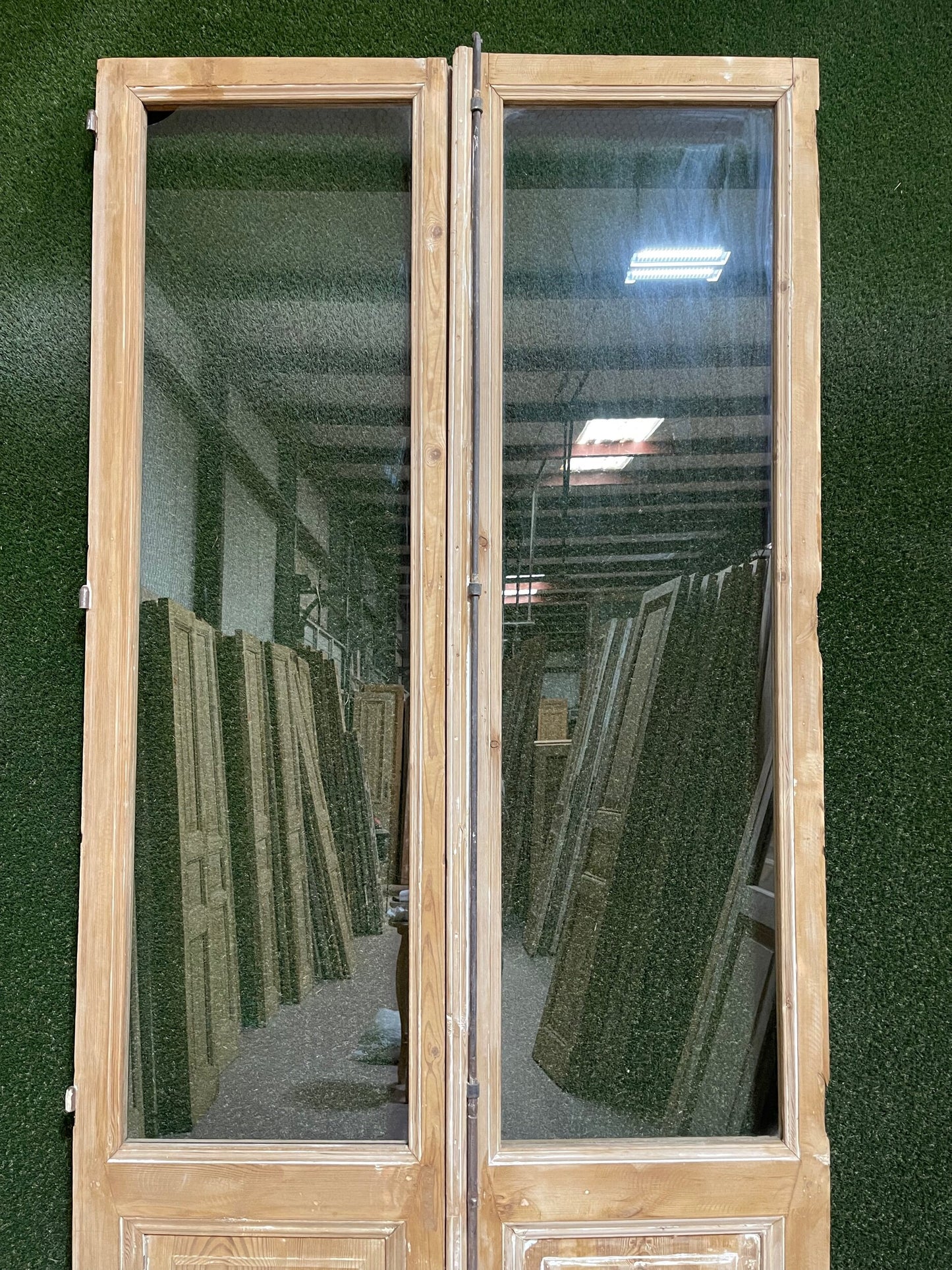 Antique French door (103.5x44.5) with glass D161