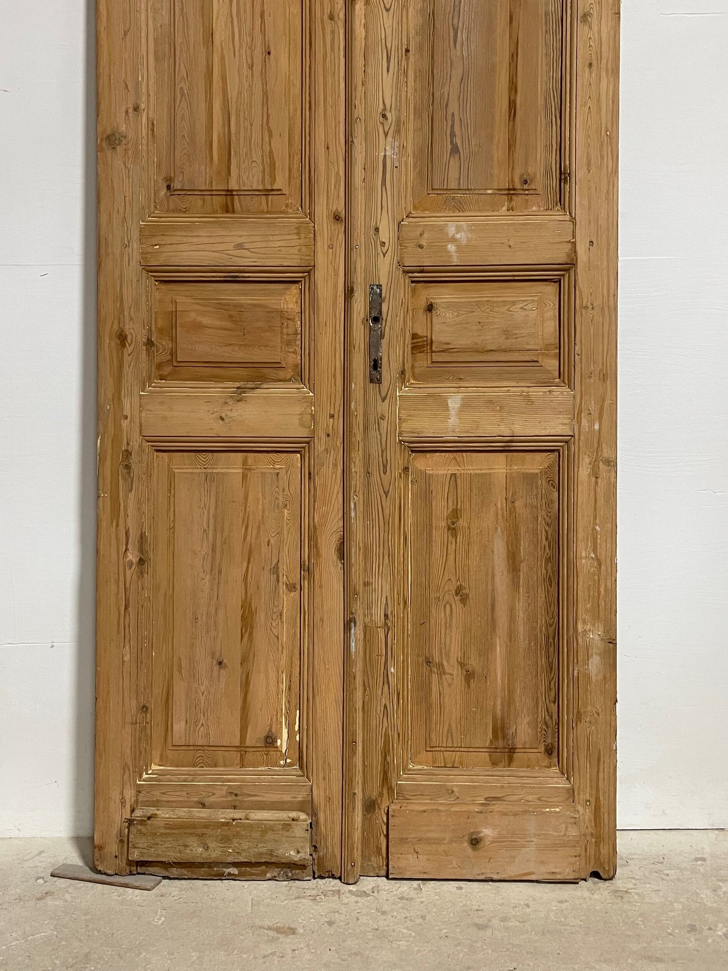 Antique French panel doors (97.25x39.75) I106