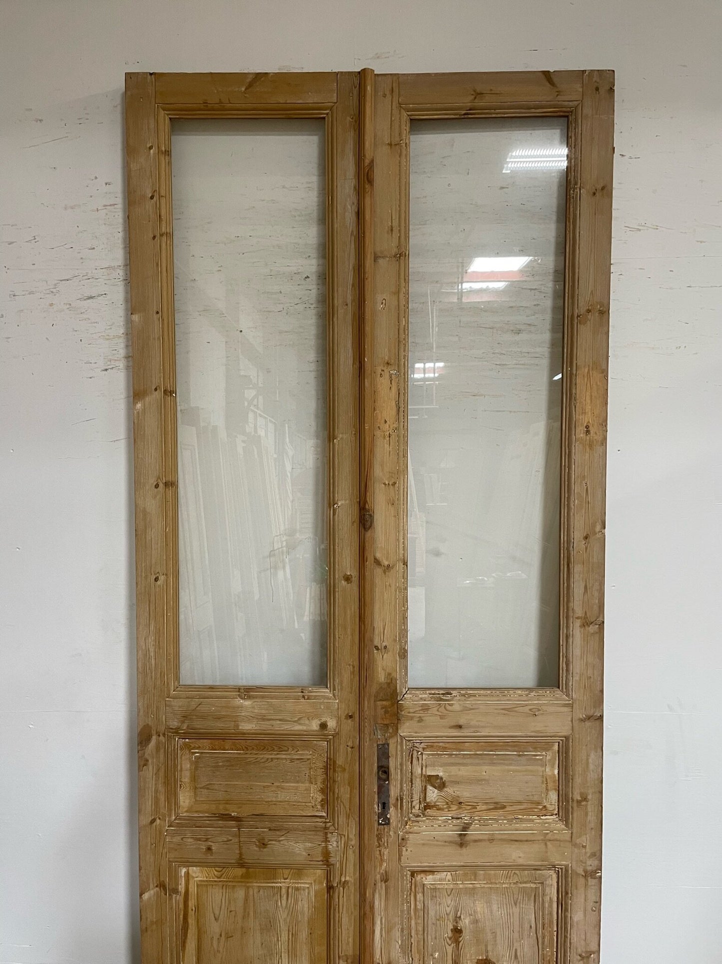 Antique French door (113.25x47) with glass F0285