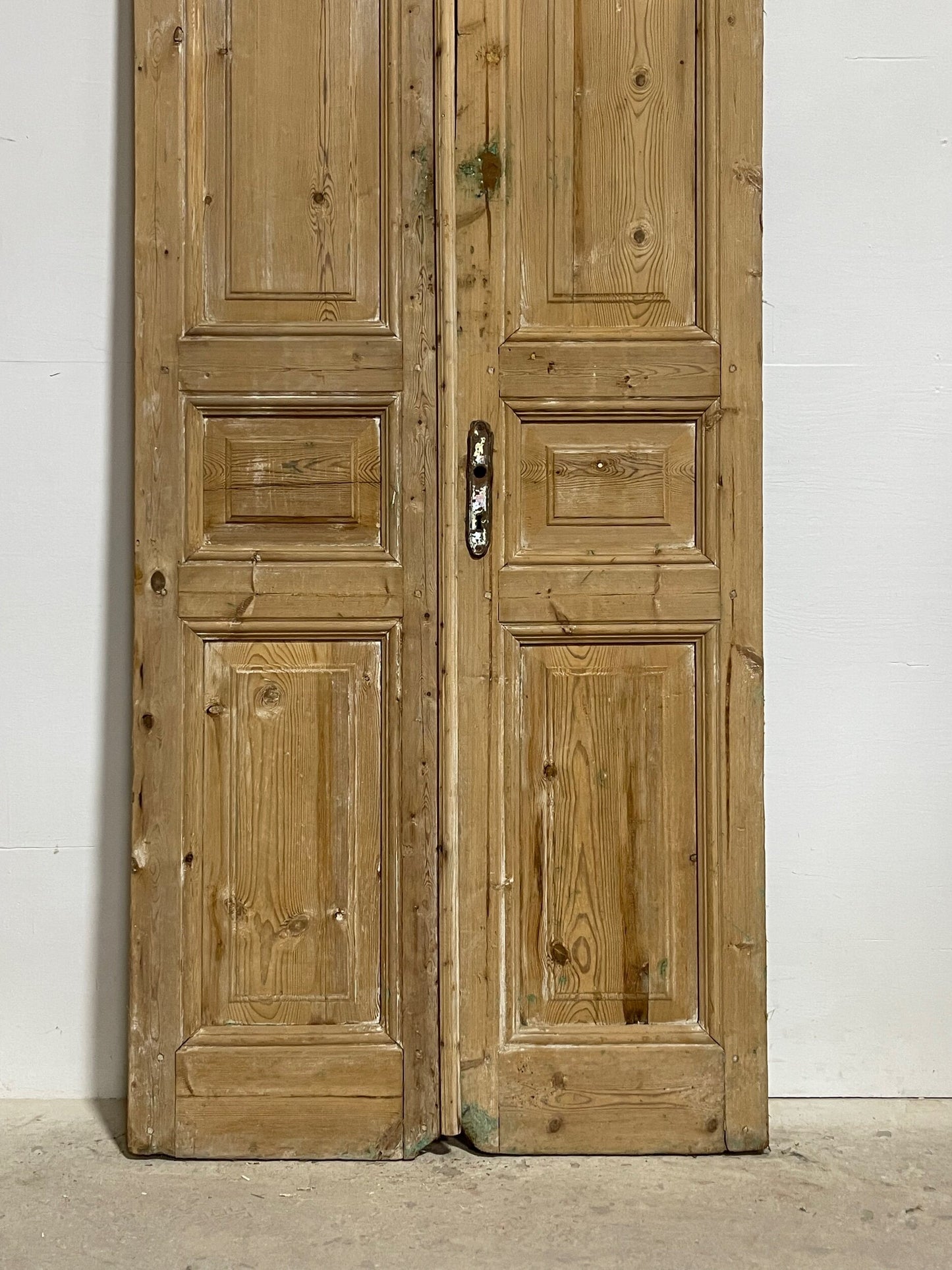 Antique French panel doors (97.25 x 37.5) I097