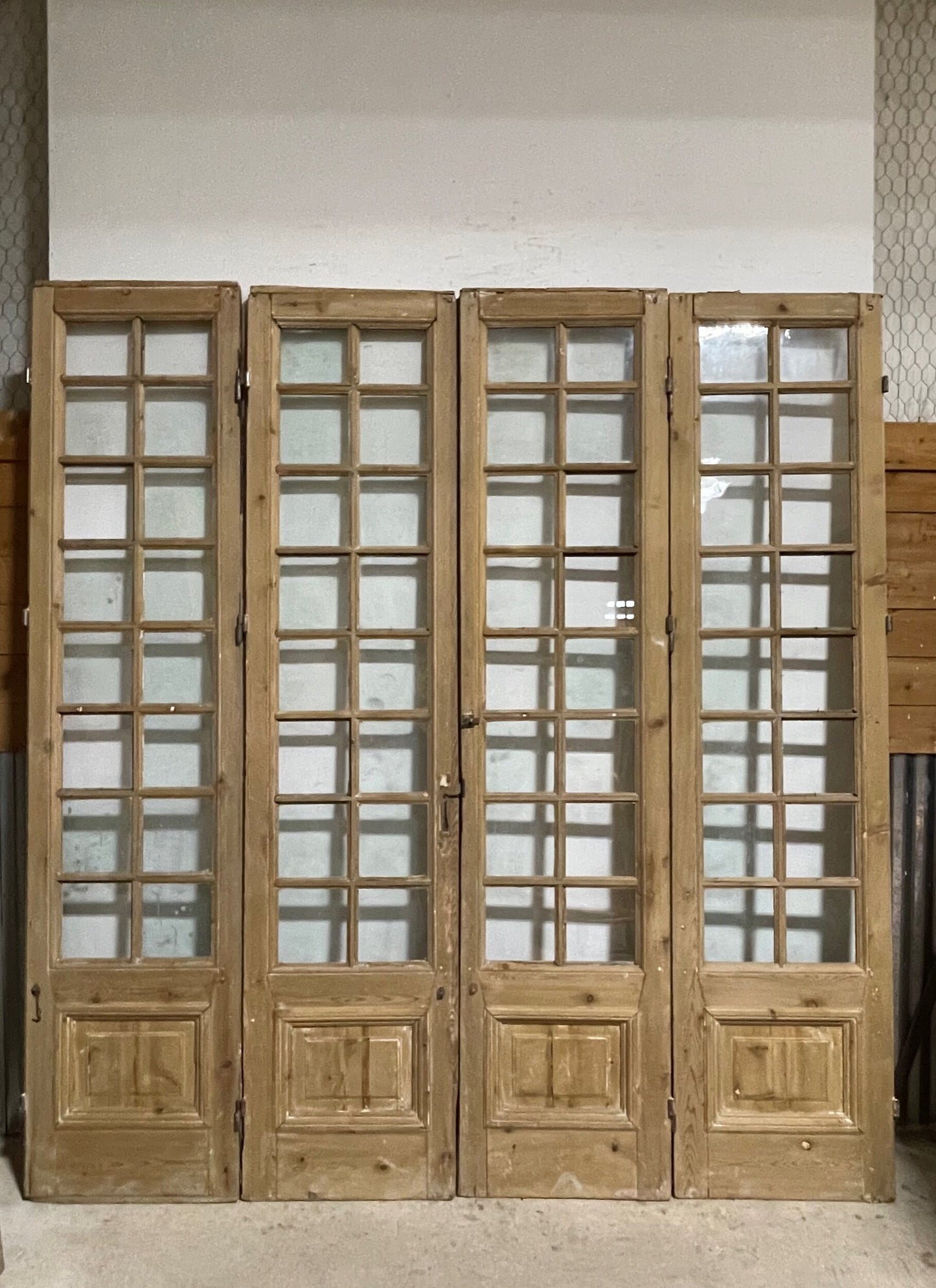 Antique French panel doors with glass (101.5 x 95) I066