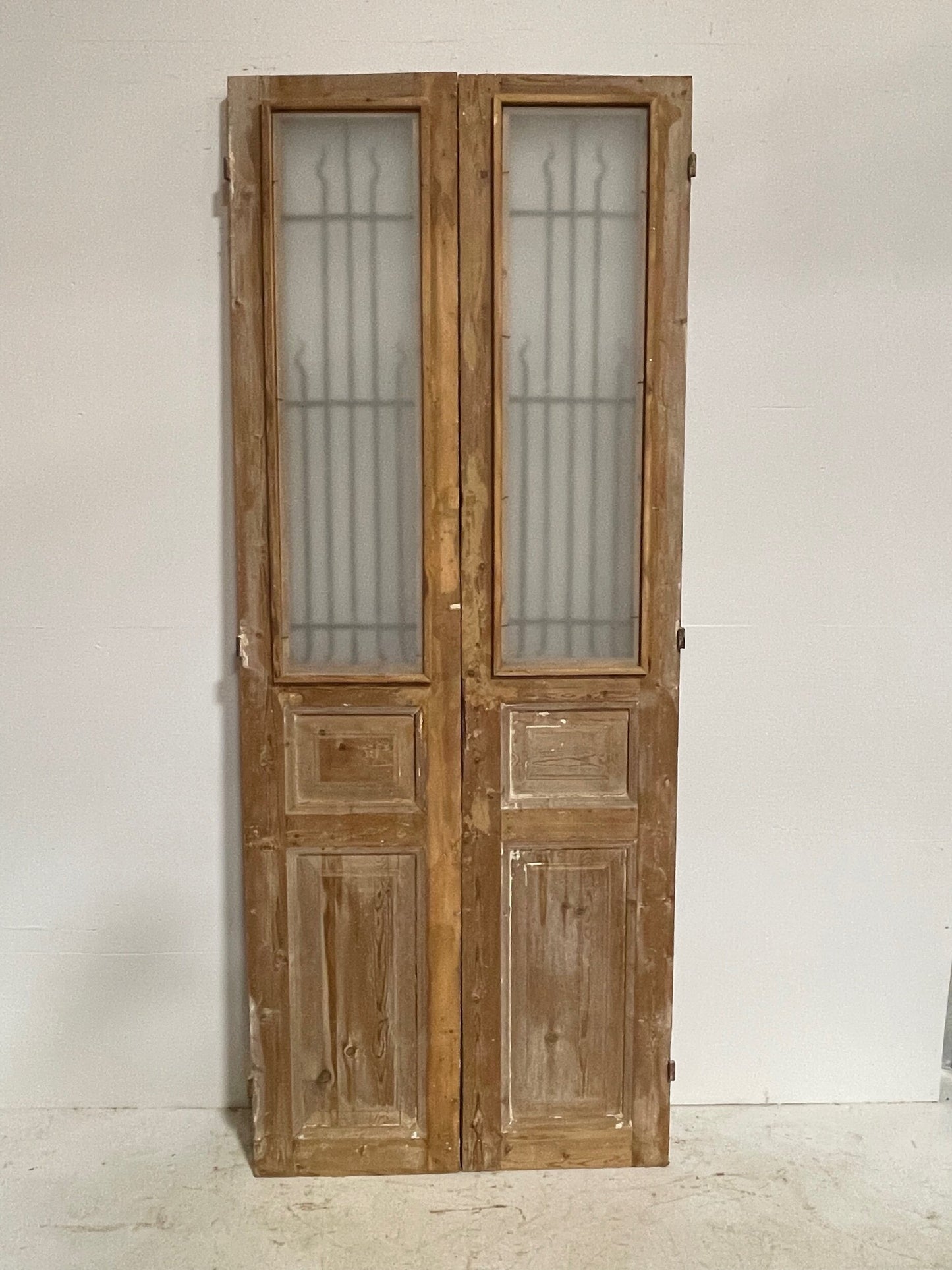 Antique French door (92.5x36.75) with iron G1034s