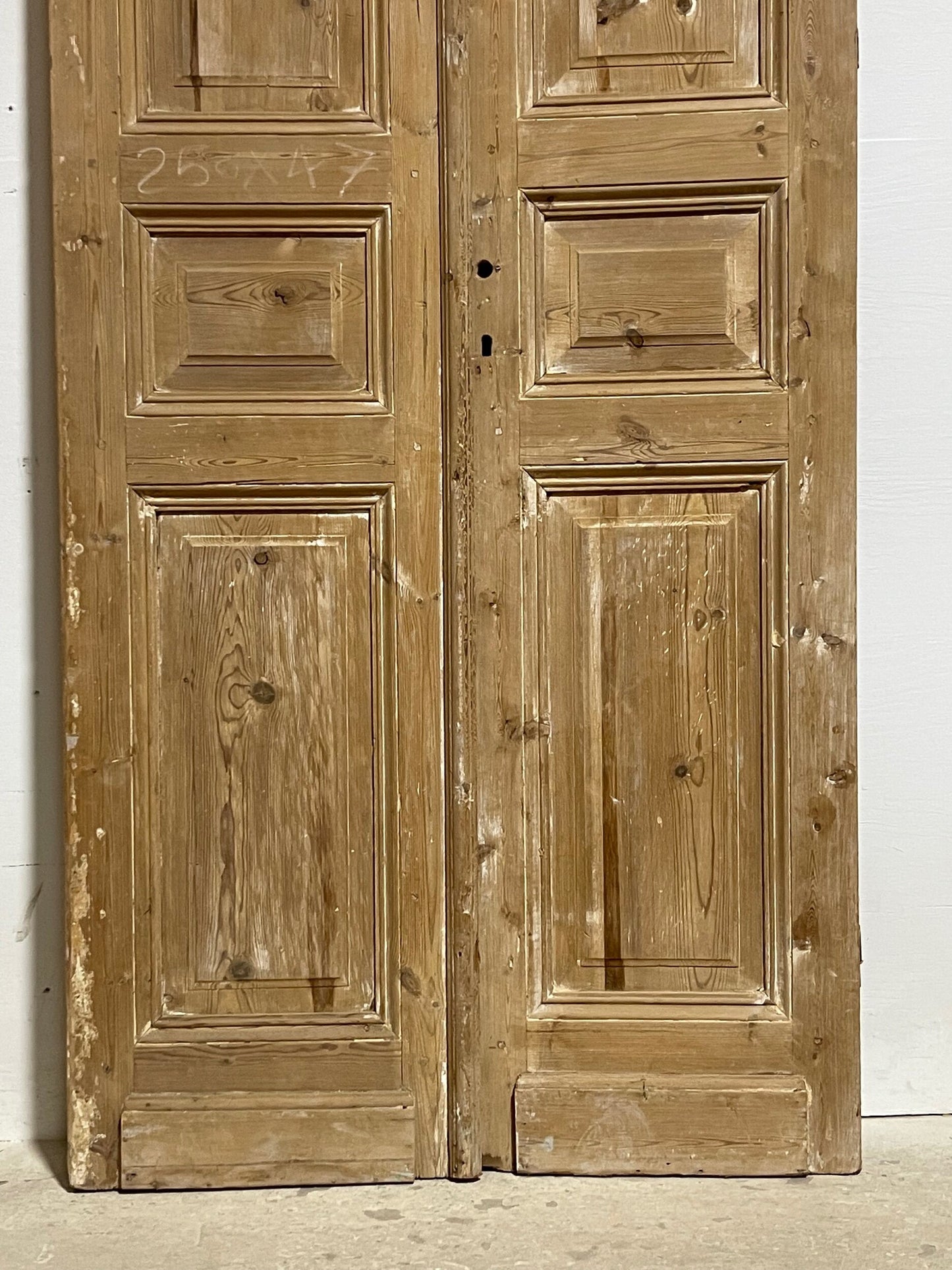 Antique French panel doors (99x36.25) I172