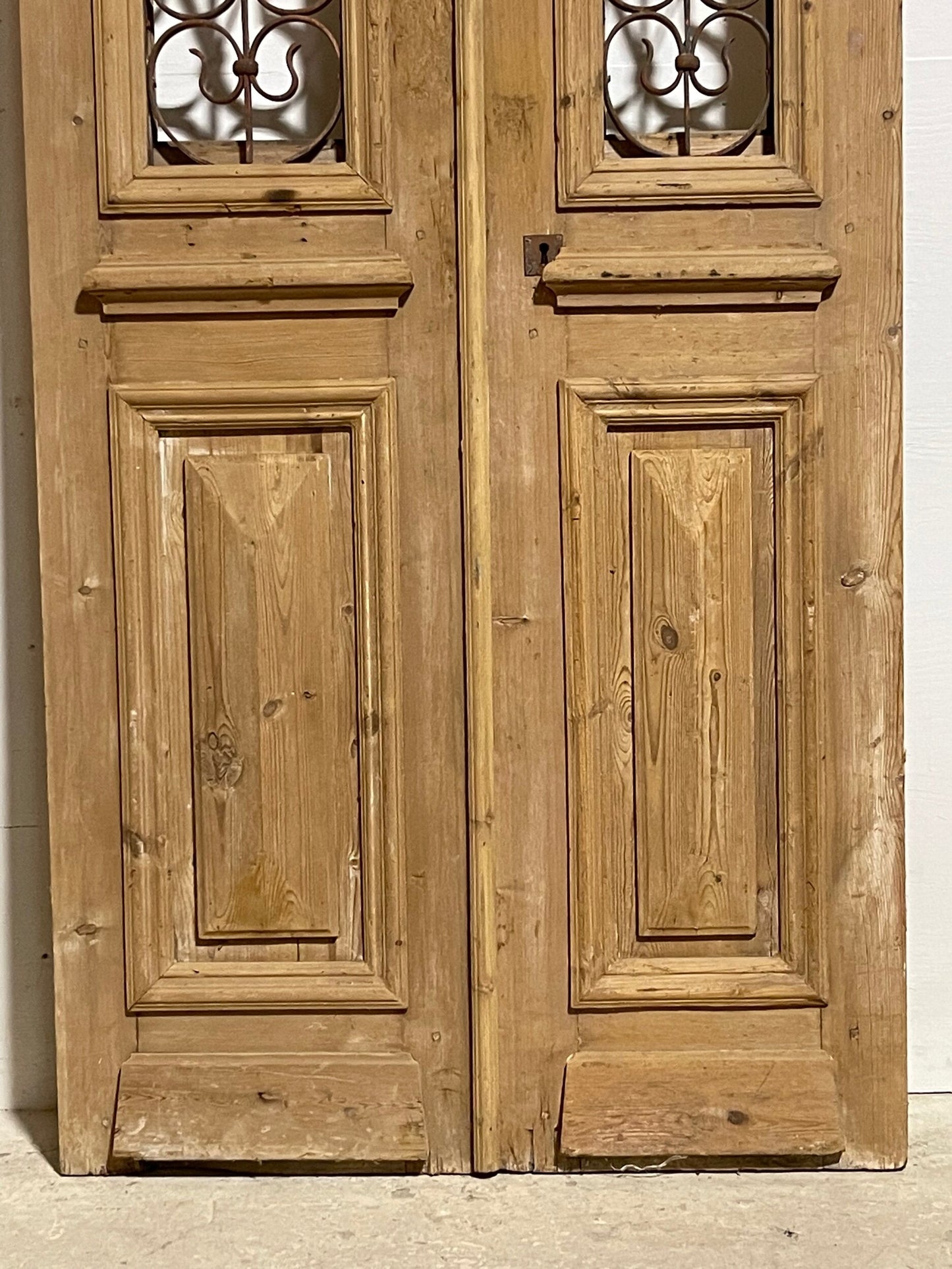 Antique French panel doors with metal (92.5 x 37.25)  I039