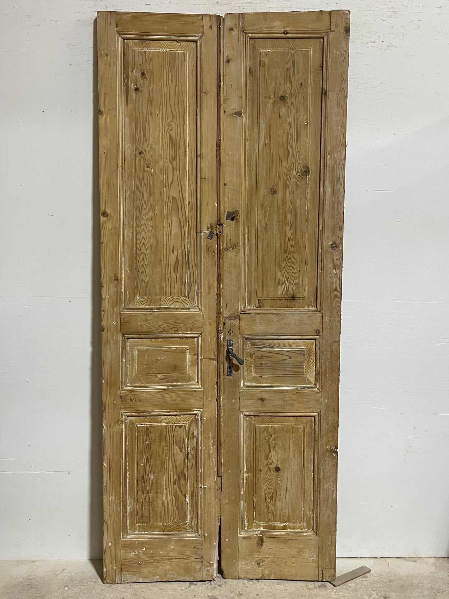 Antique French panel doors (94x40) I127