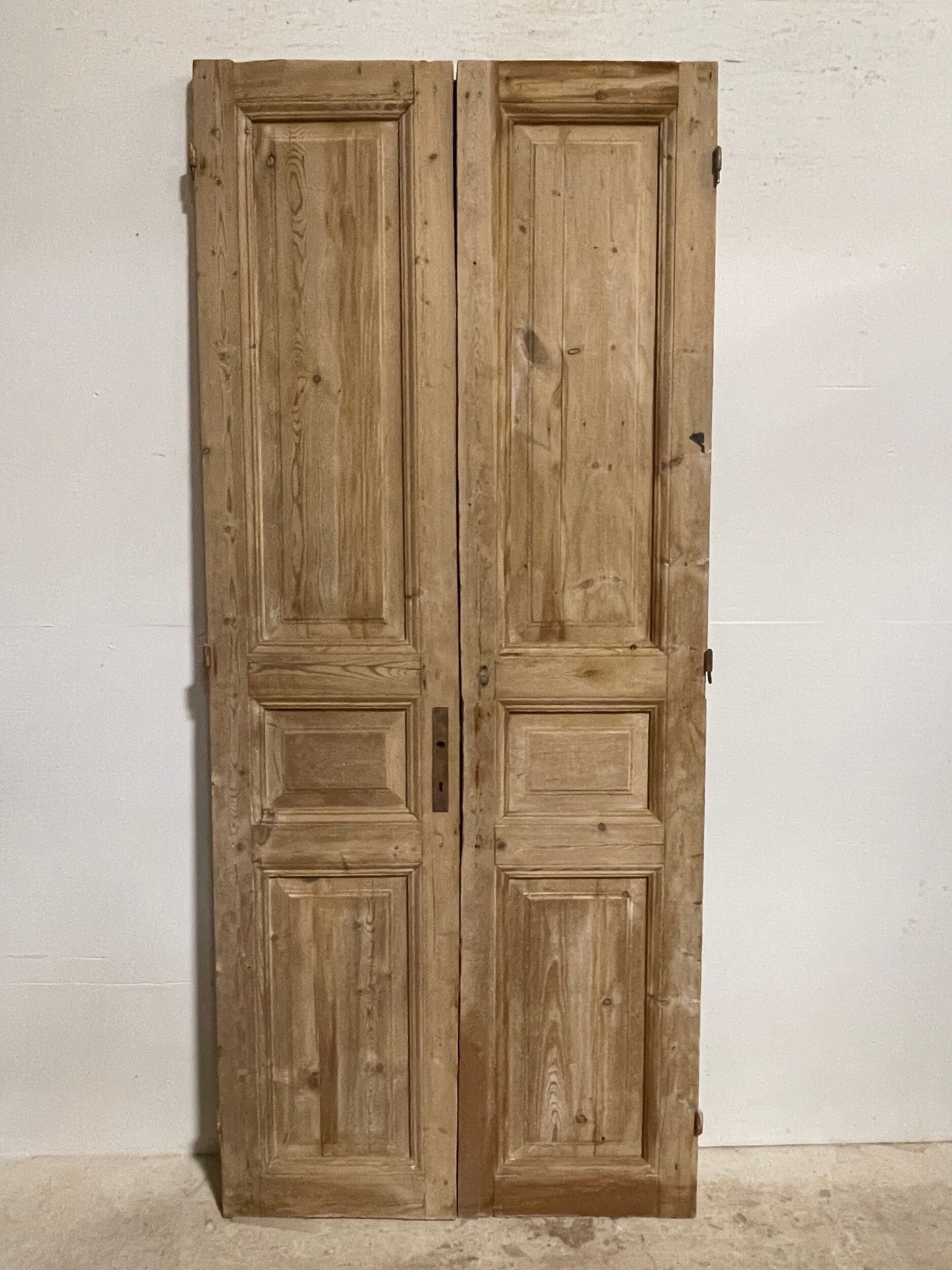 Antique French panel doors (90.5x38.75) I124
