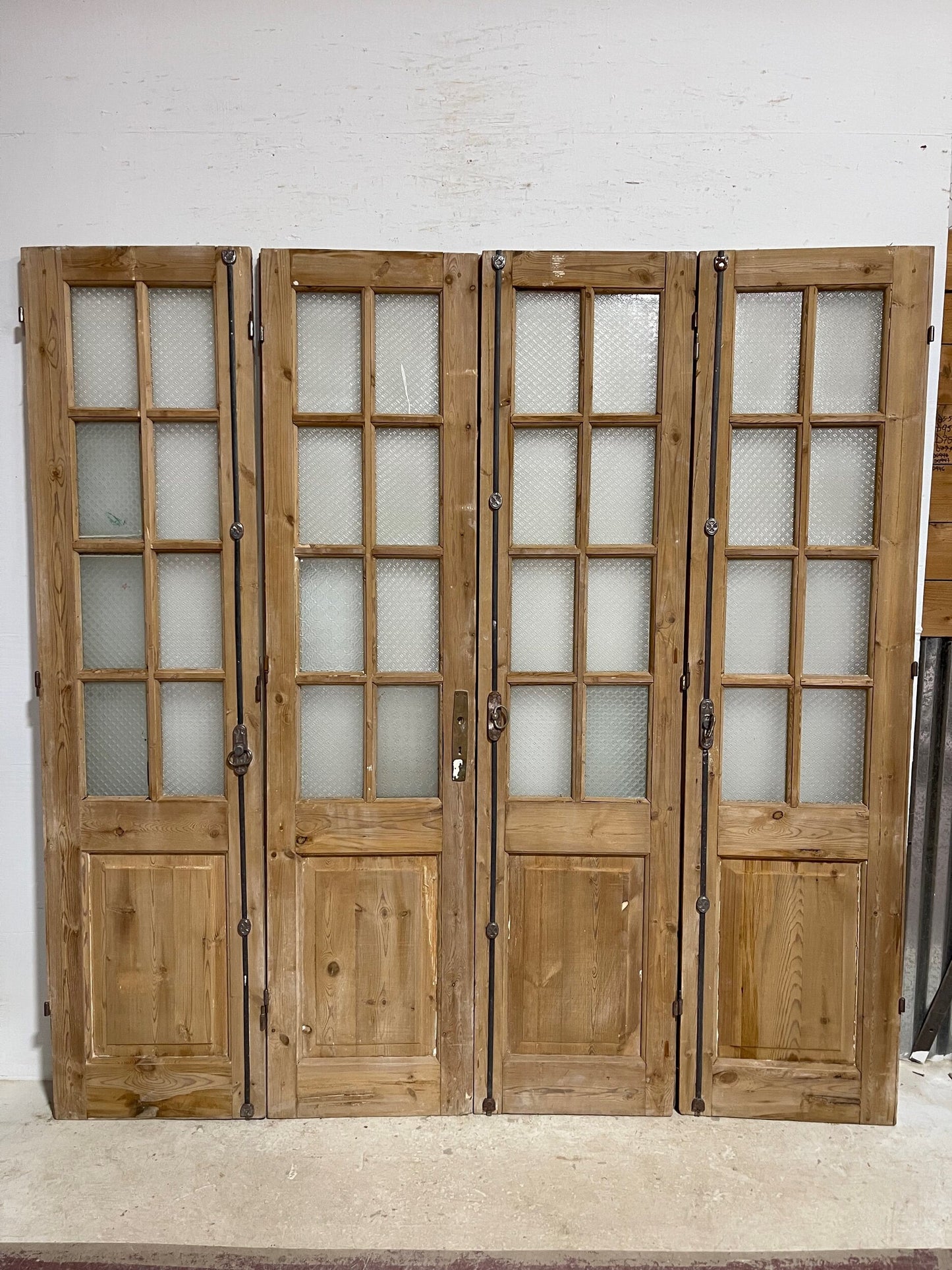 Antique French doors (85x85) H0212s
