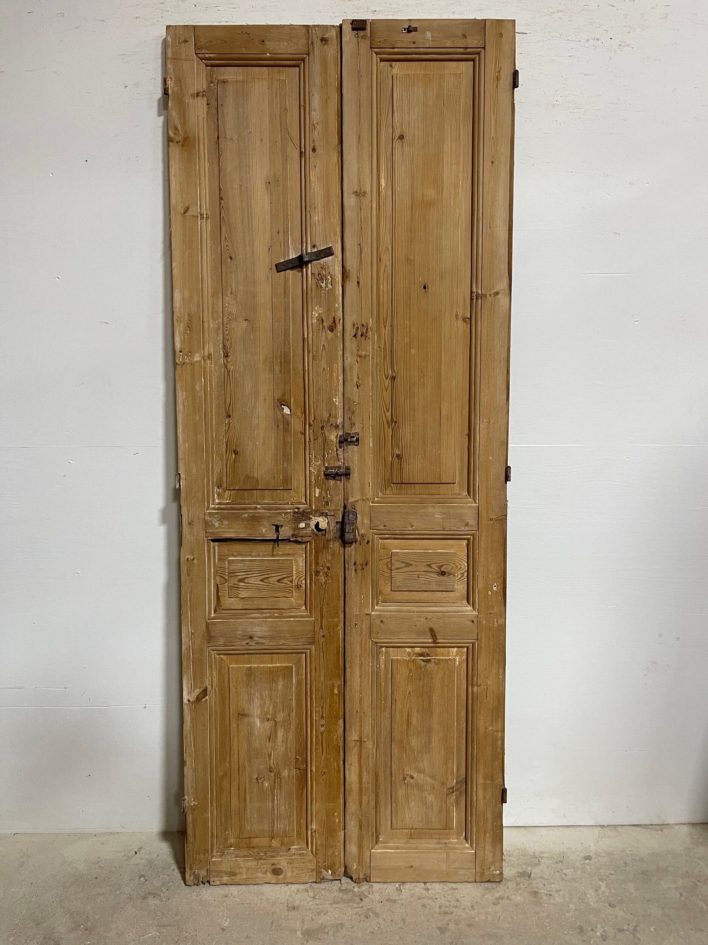 Antique French panel doors (91.5x35.5) I110