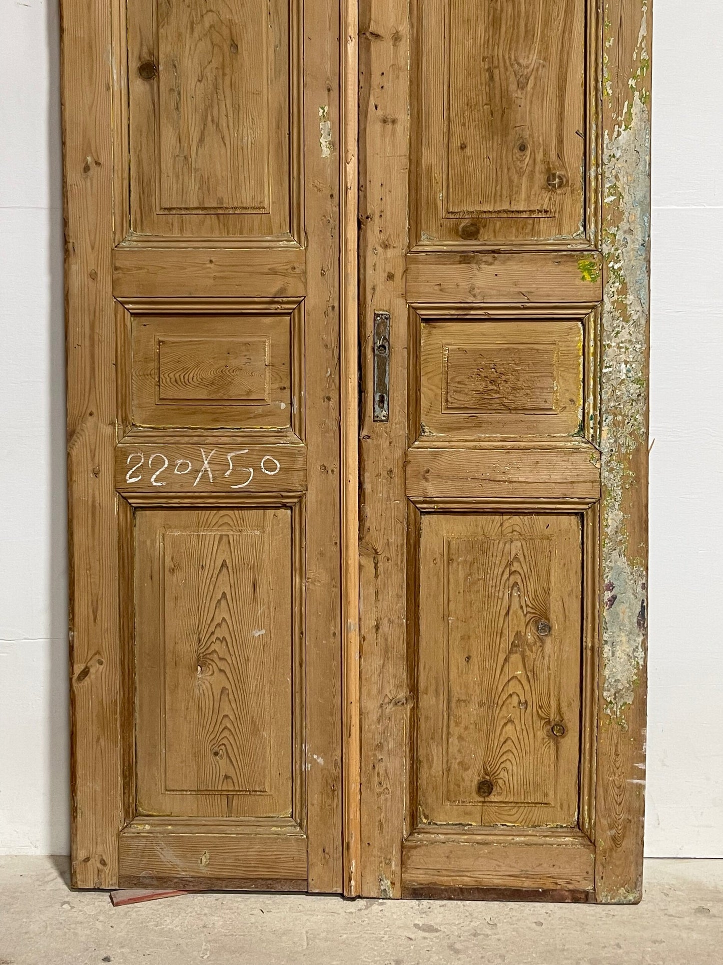 Antique french panel doors (87 x 39.75) I081