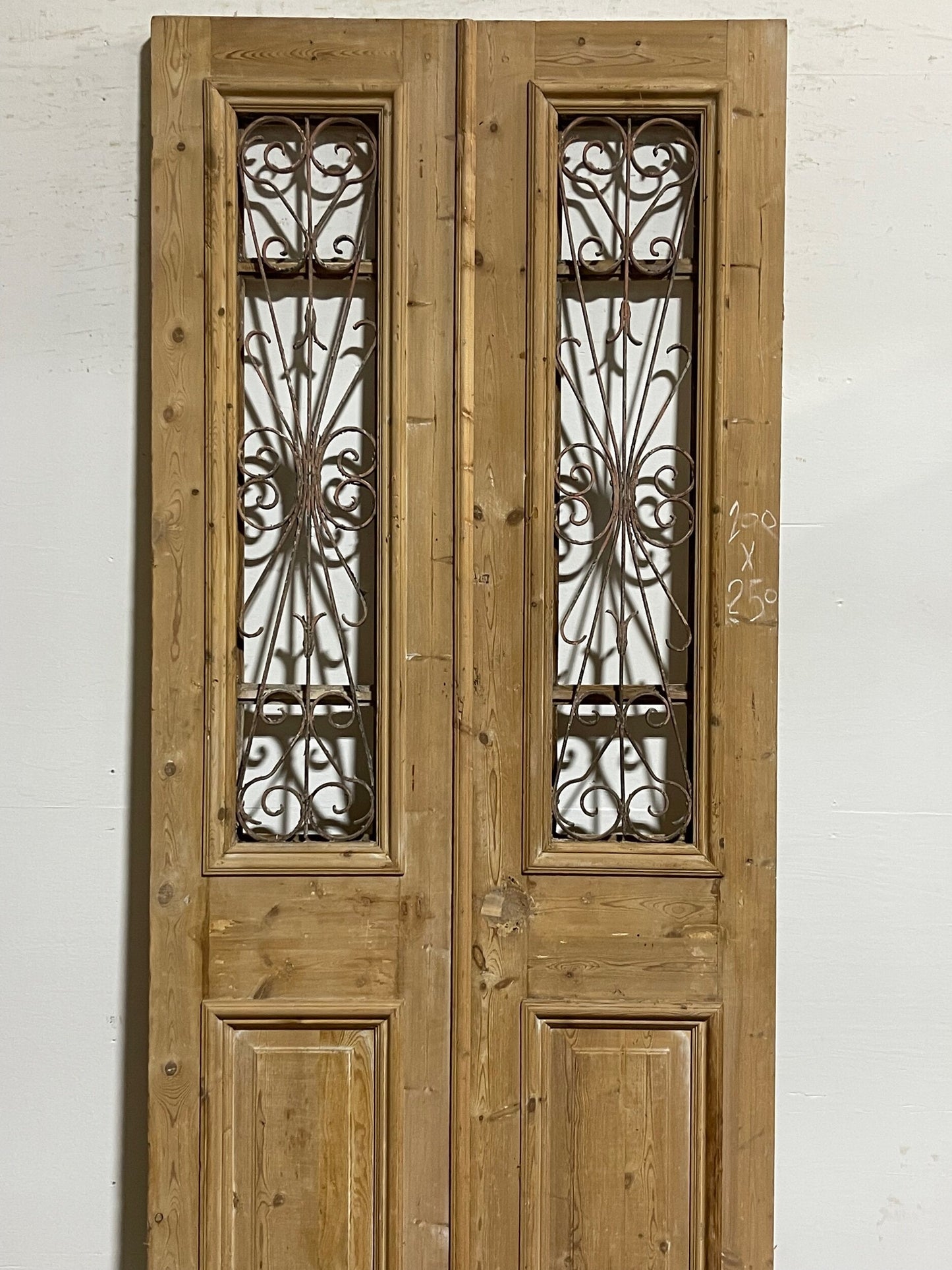 Antique French panel doors with metal  (98.5 x 39.75) I035