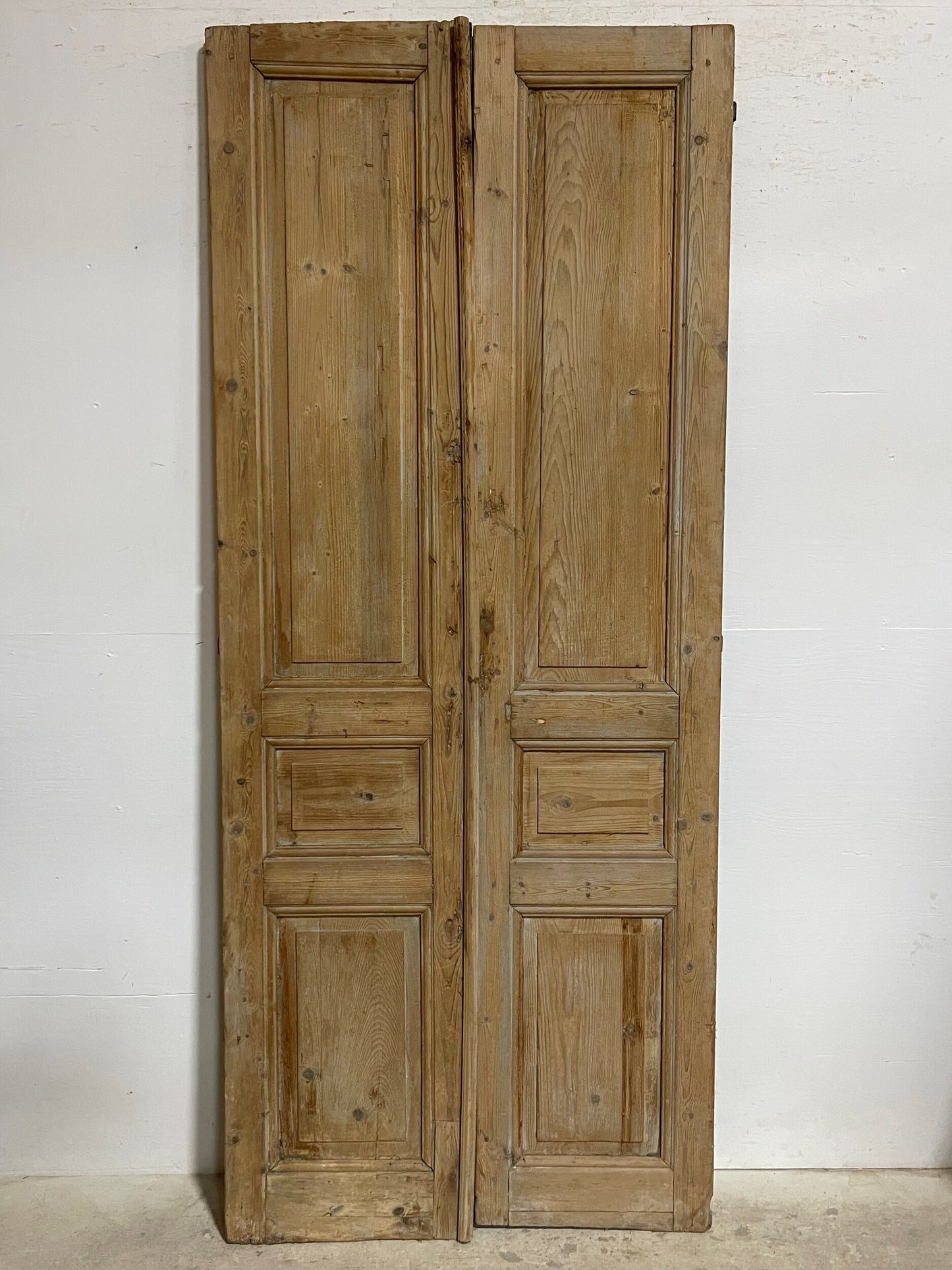 Antique French panel doors (94x39.5) I144