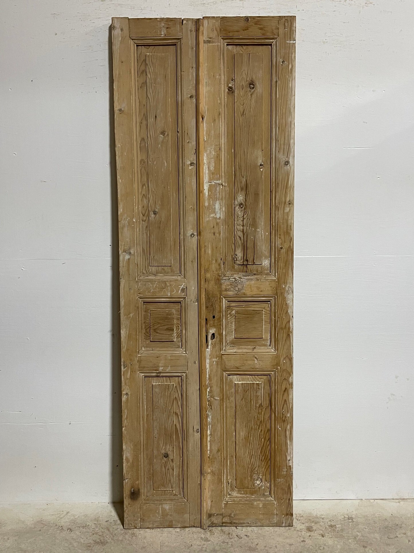 Antique french panel doors (88.25 x 30.5) I070