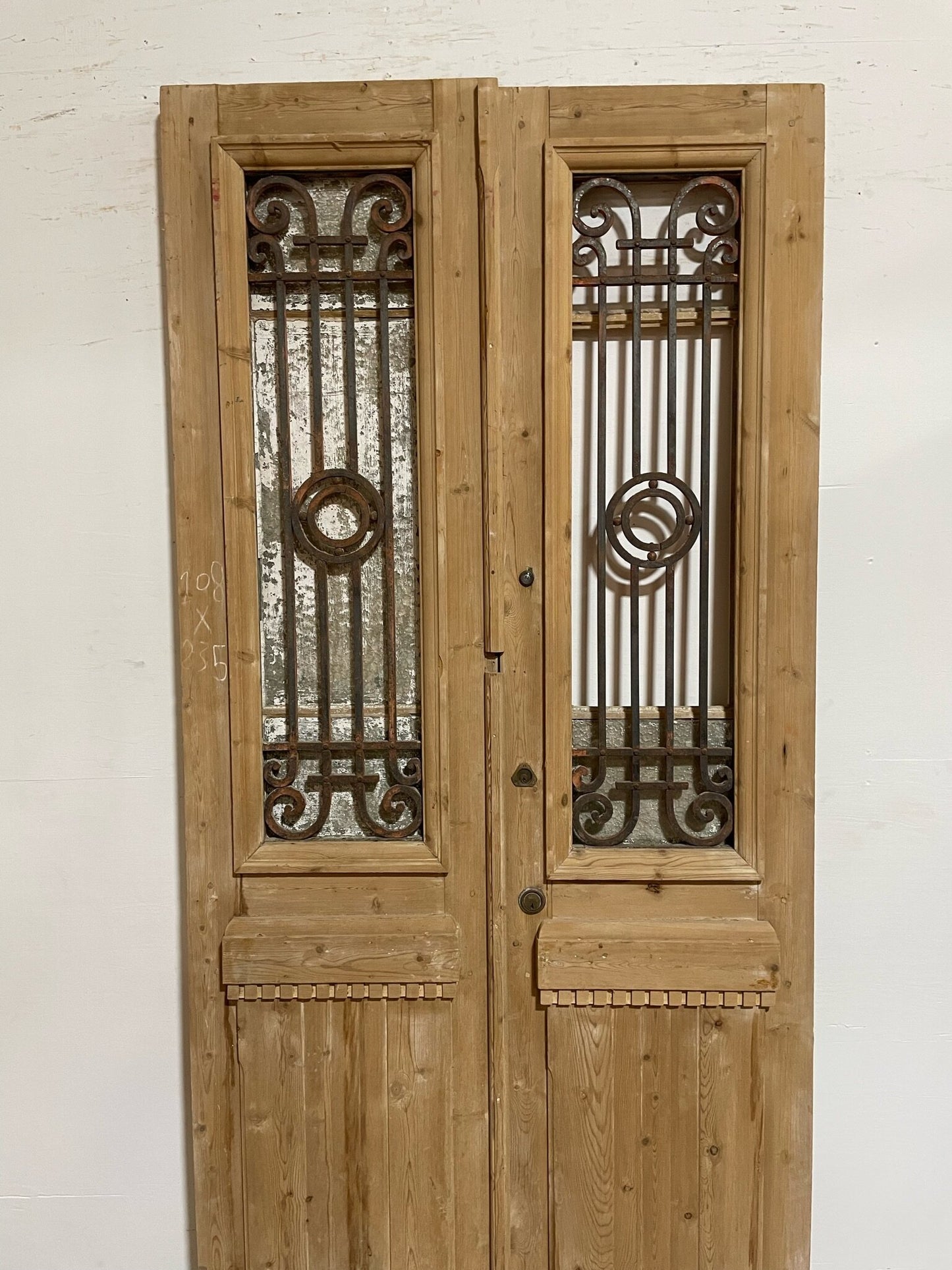 Antique French door (93.75x40) with metal E11