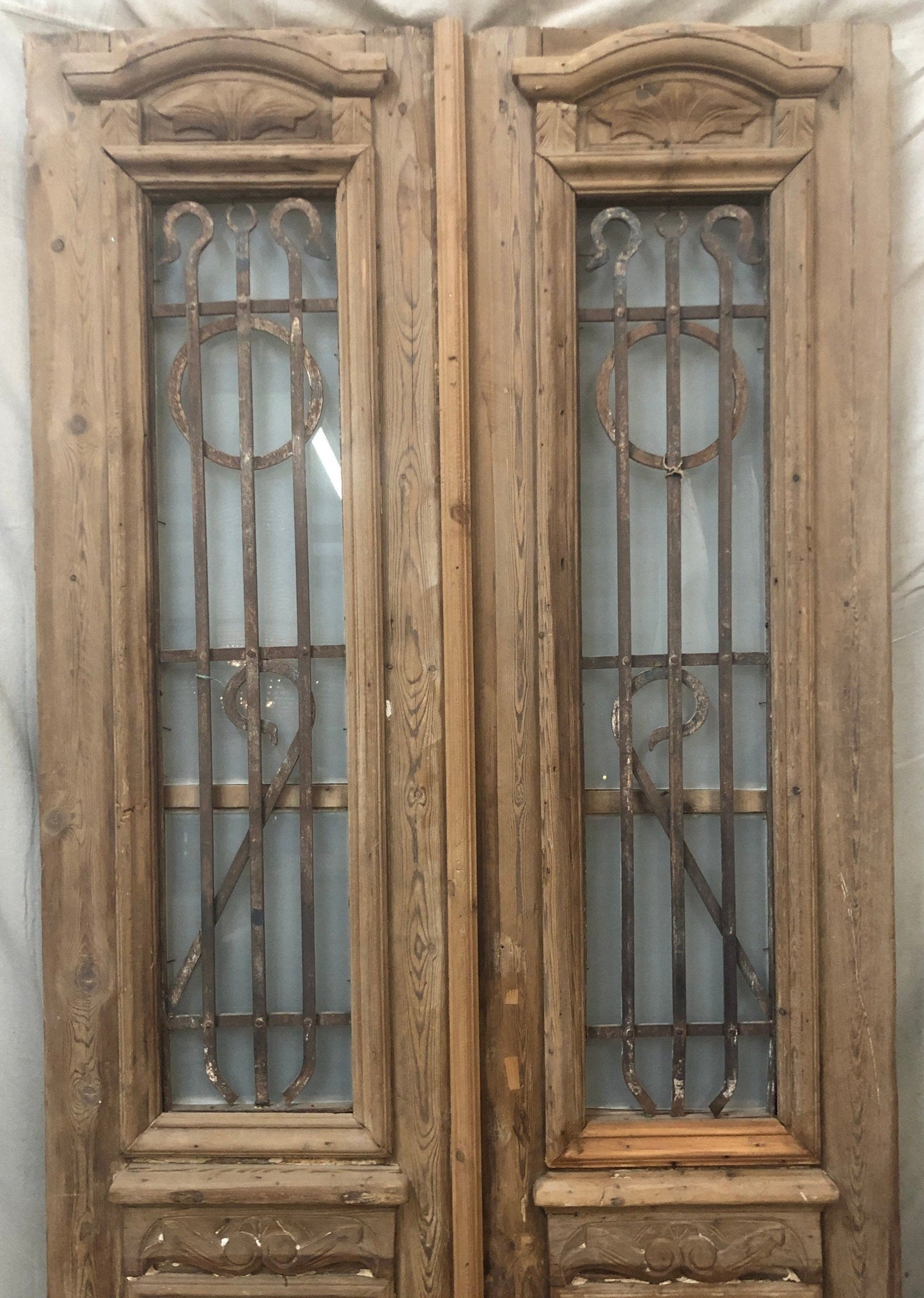 Antique panel doors (91.75x40.5) with iron C091