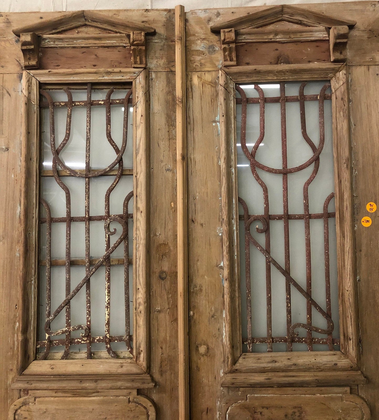 Antique panel doors (94x55) with iron C82