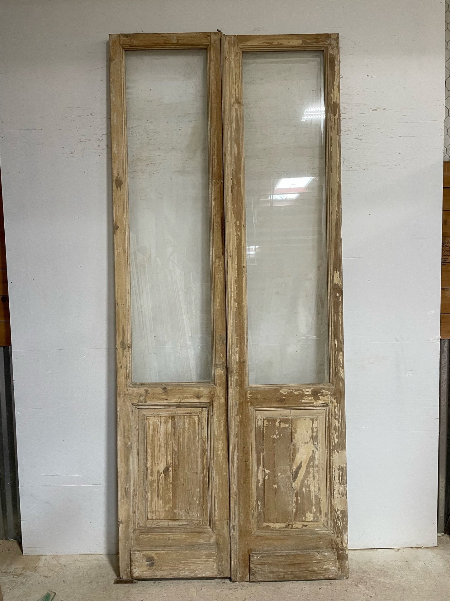 Antique French door (113.5x48) with glass F0302
