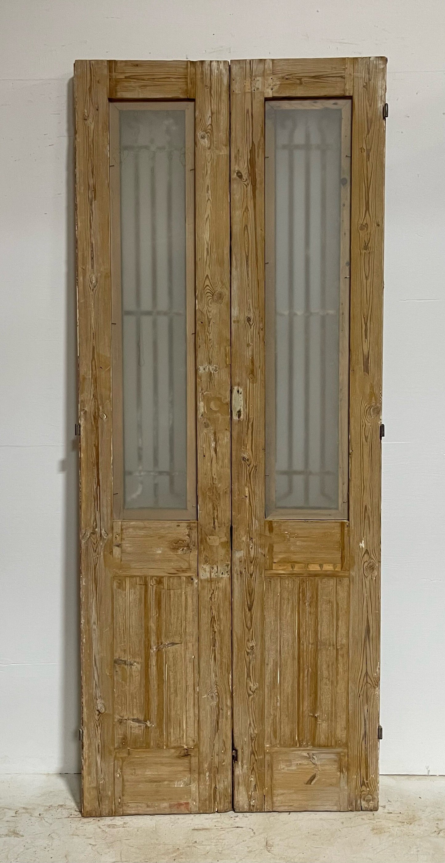 Antique French doors (97.25X39.5) with metal G1523