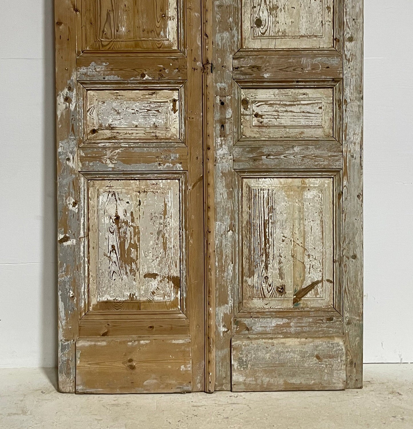Antique French panel doors (104.25x44) G0089s