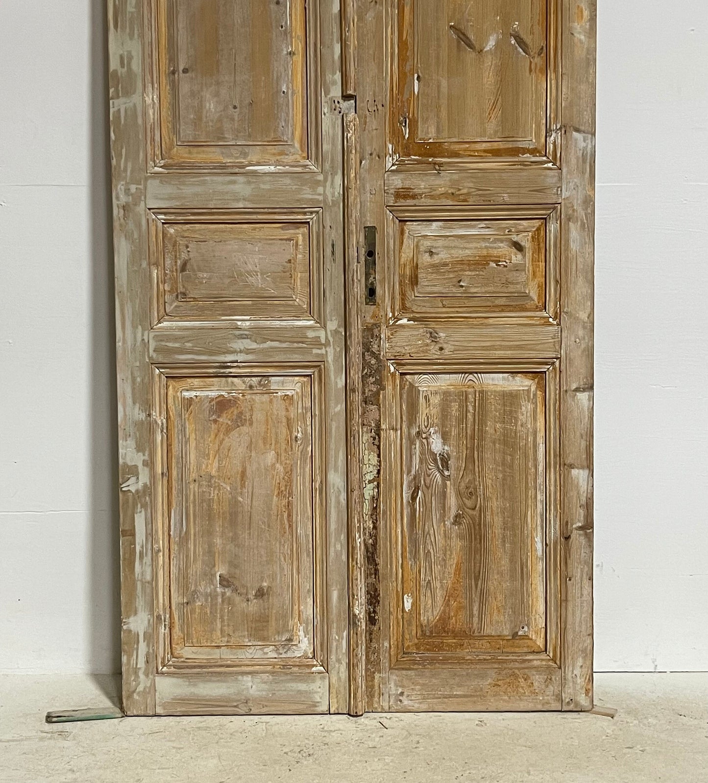 Antique French panel doors (98.5x43) G0143s