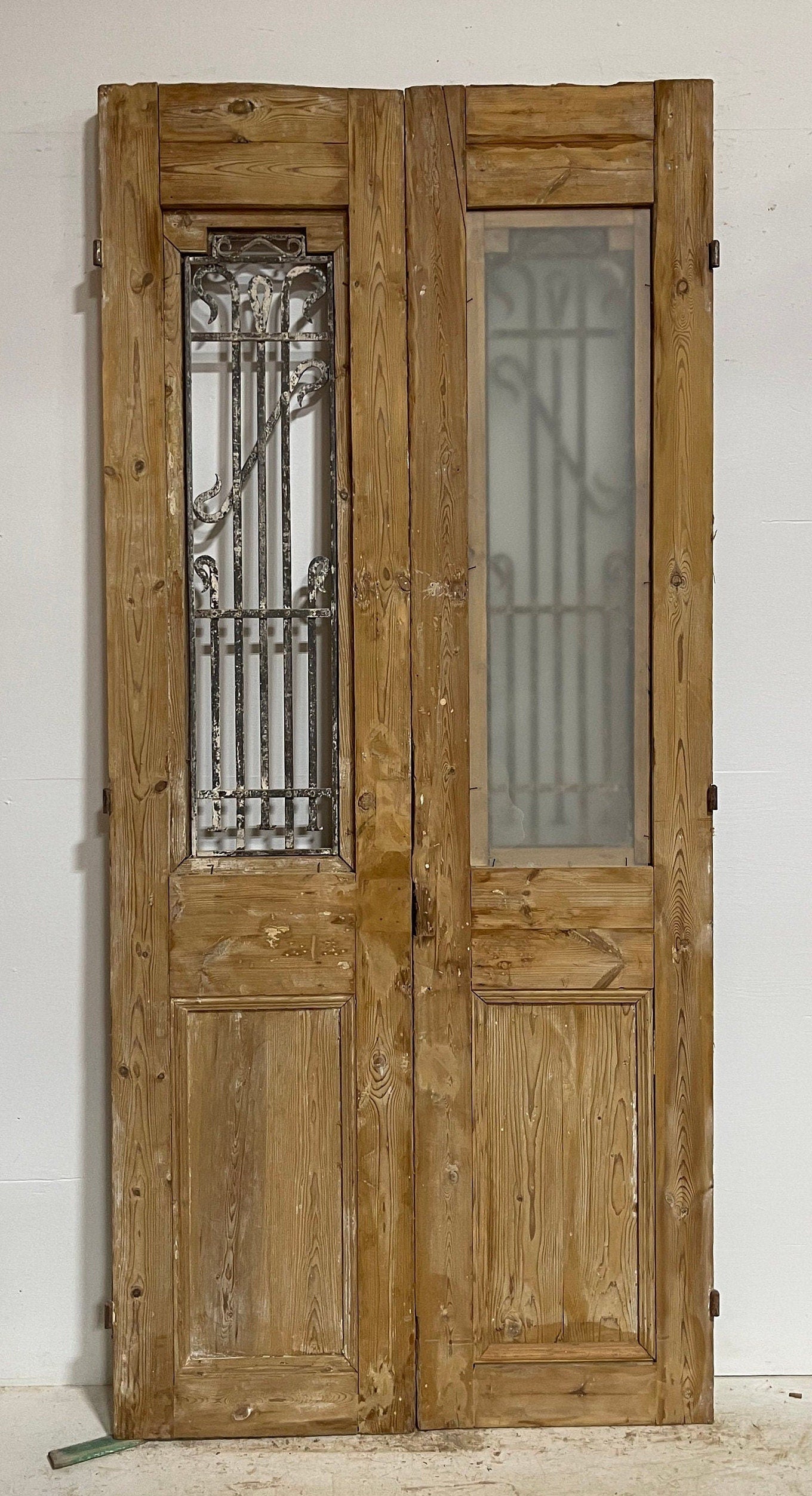 Antique French panel door with metal (97.75x44.25) G0980s