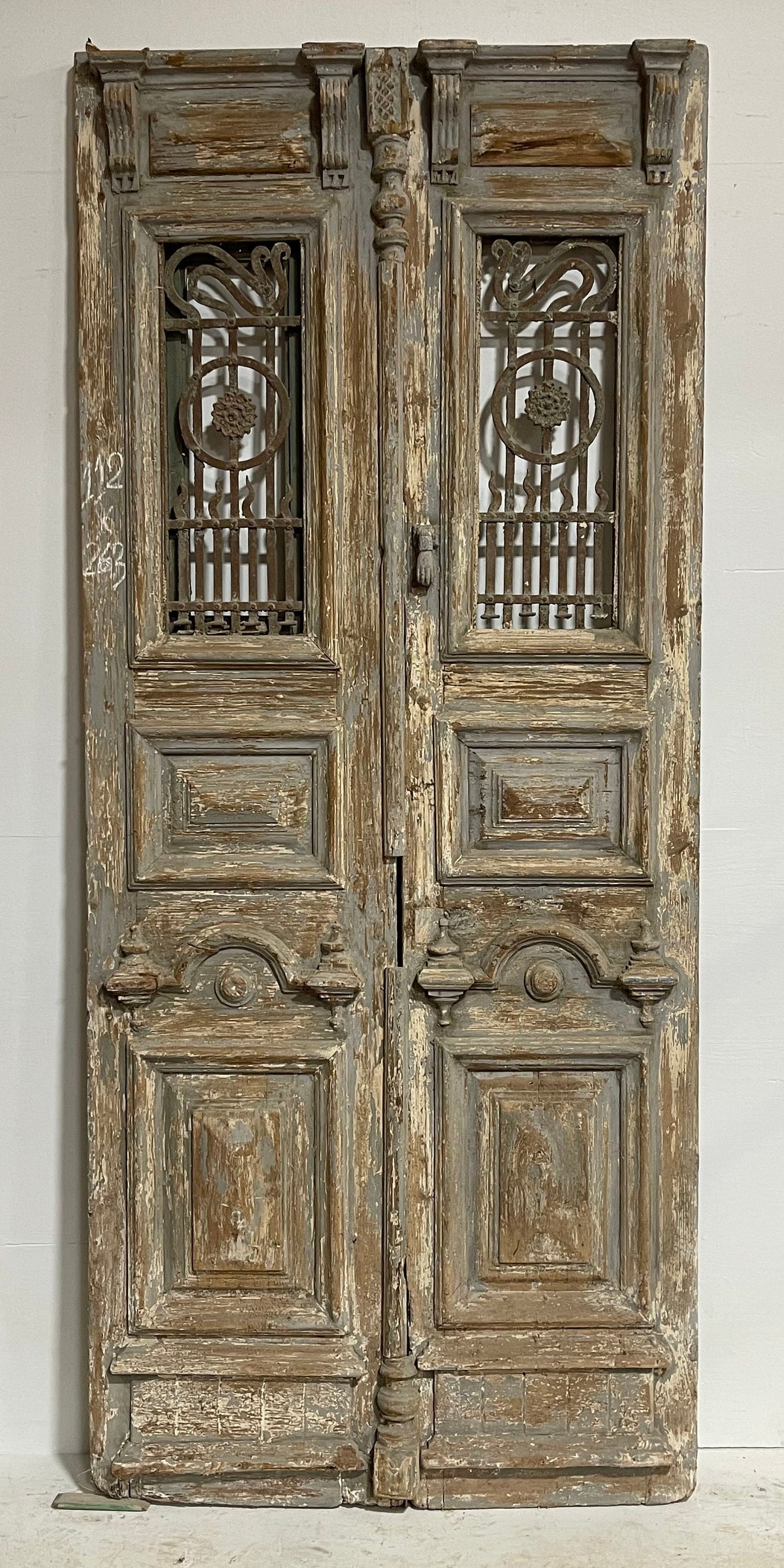 Antique French panel doors with metal (103.5x42.25) H0012s