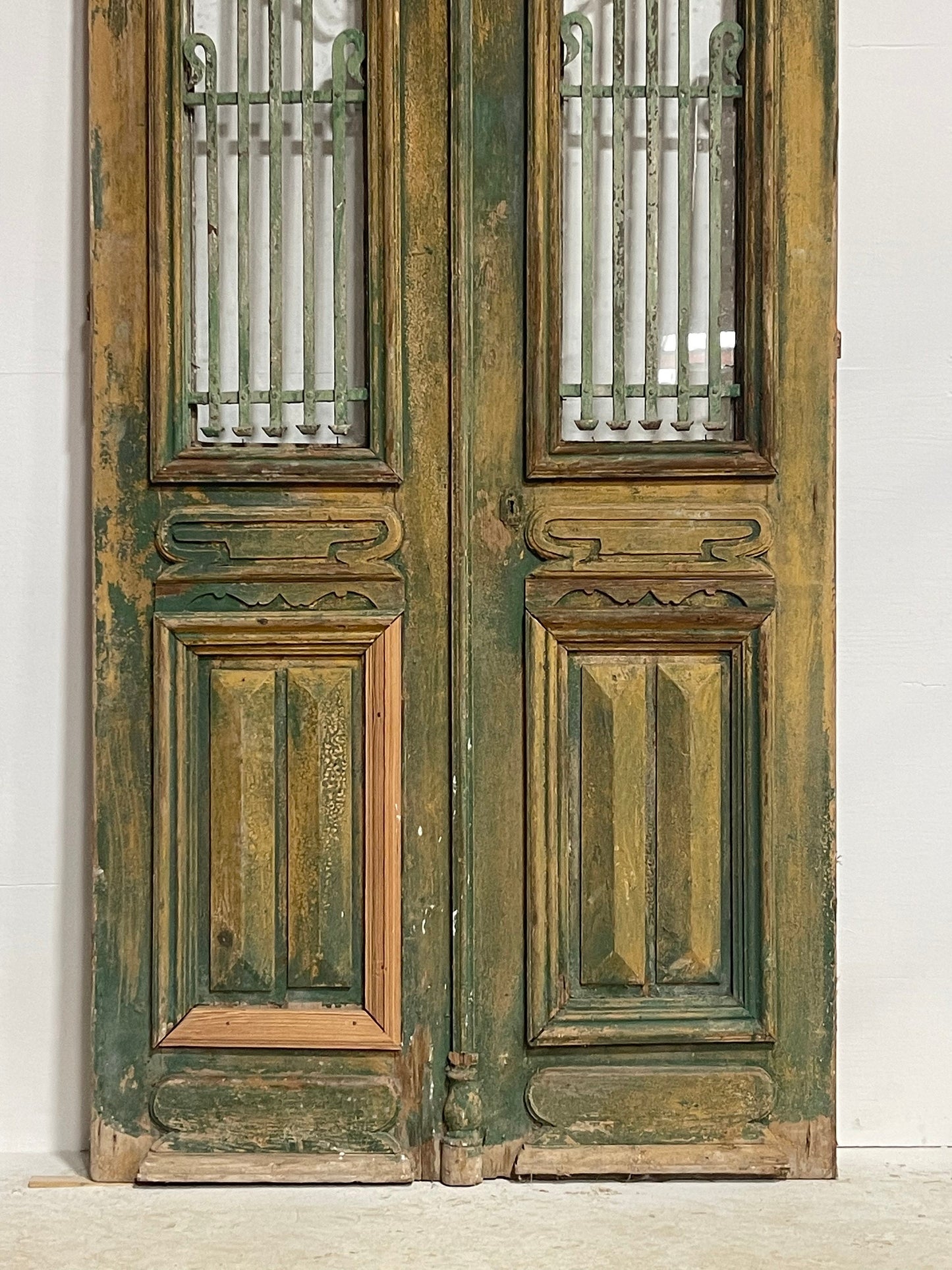 Antique French panel doors with metal (95.75x44) H0023s